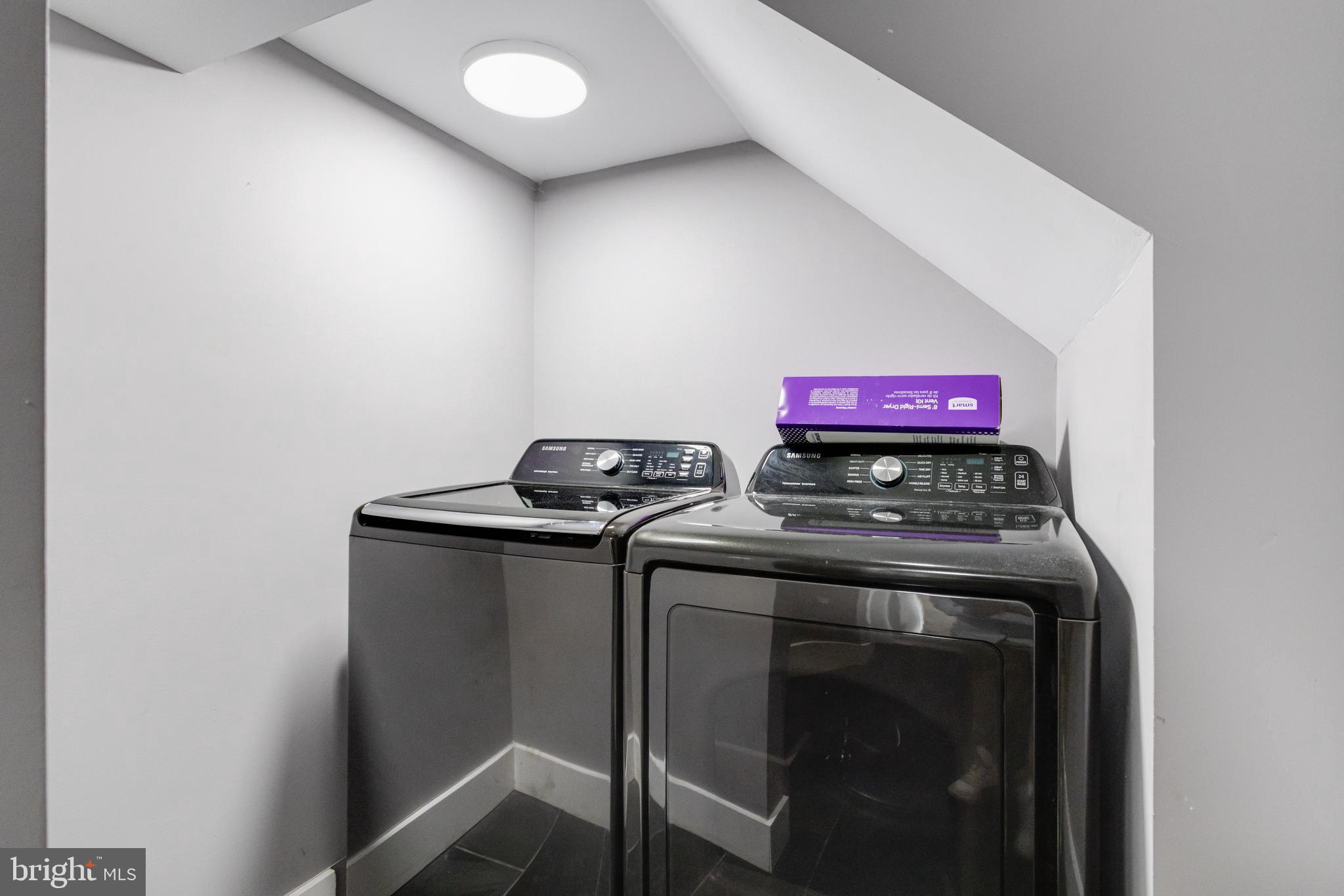 ABERDEEN HILLS - Residential