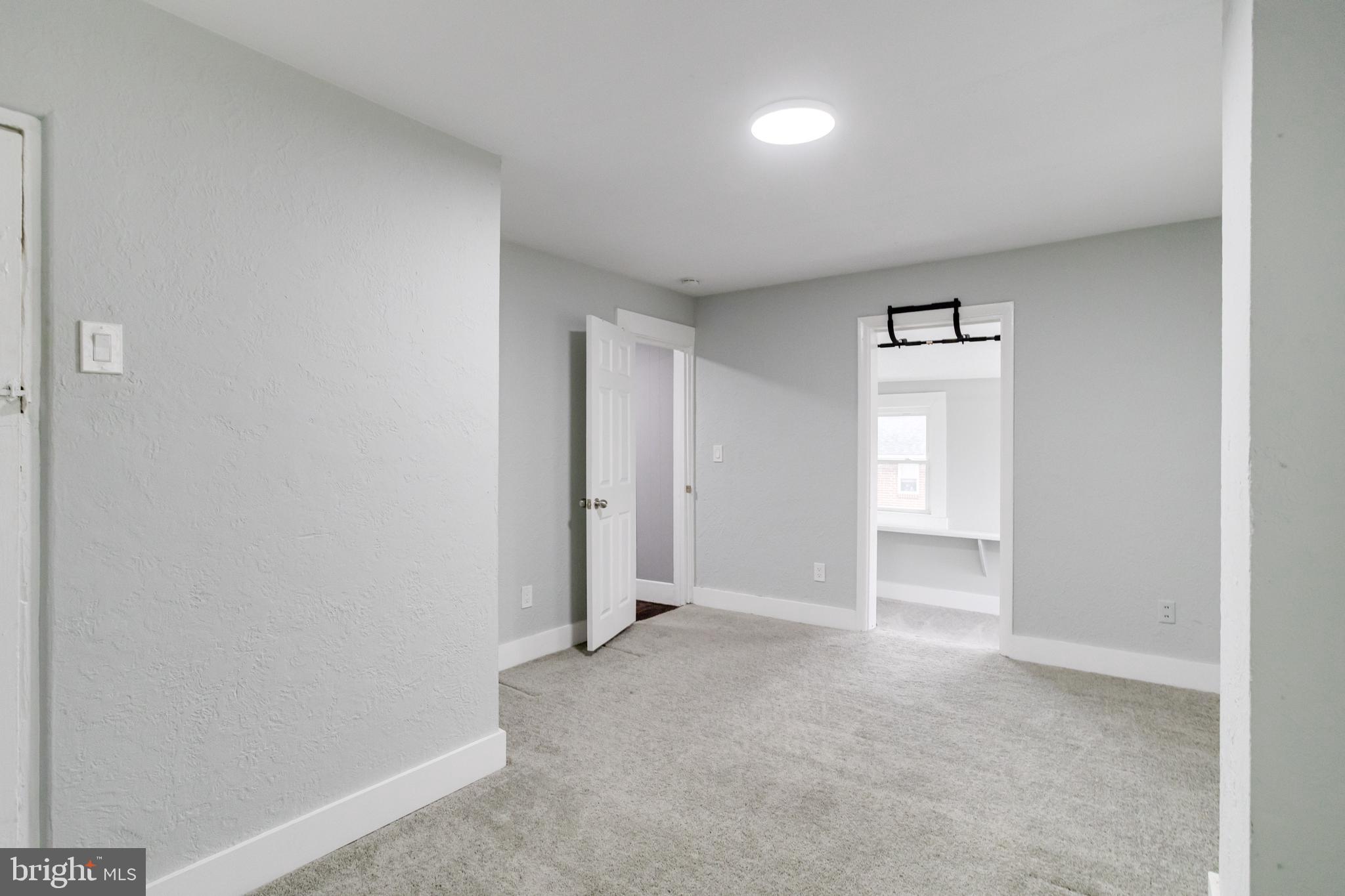 ABERDEEN HILLS - Residential