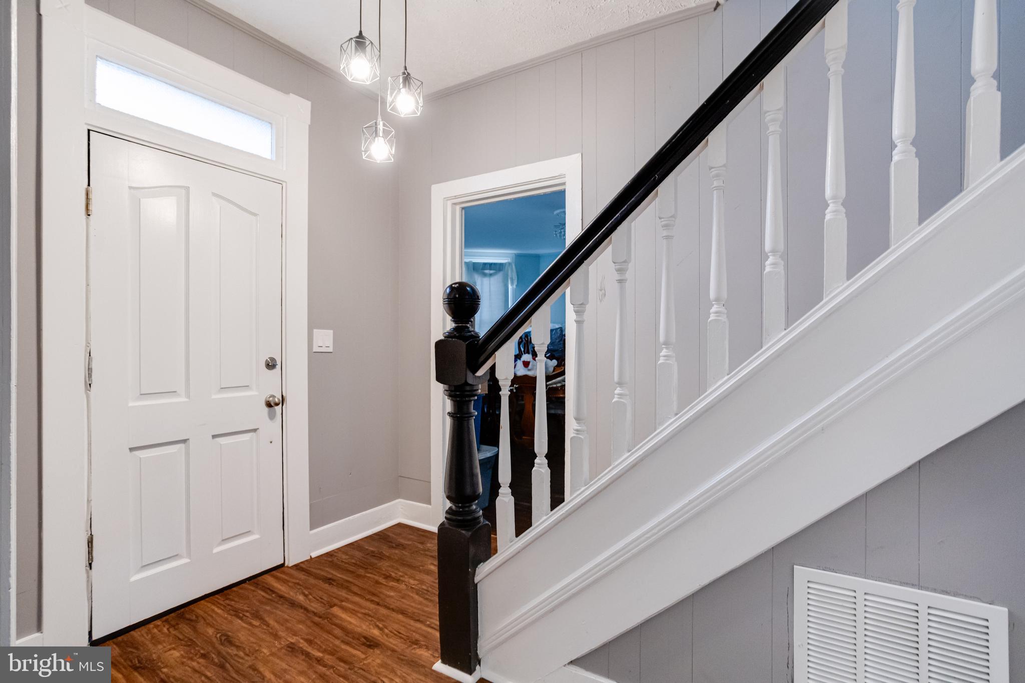 ABERDEEN HILLS - Residential