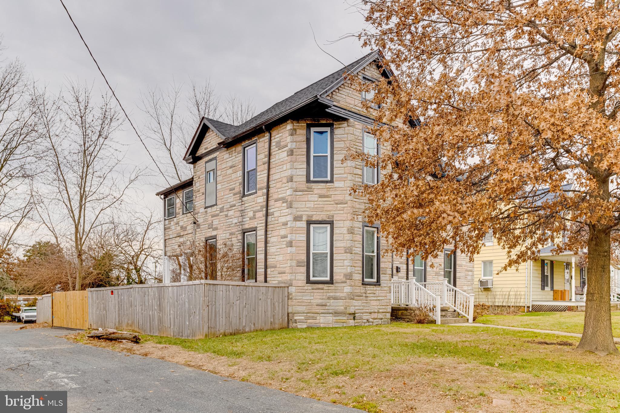 ABERDEEN HILLS - Residential