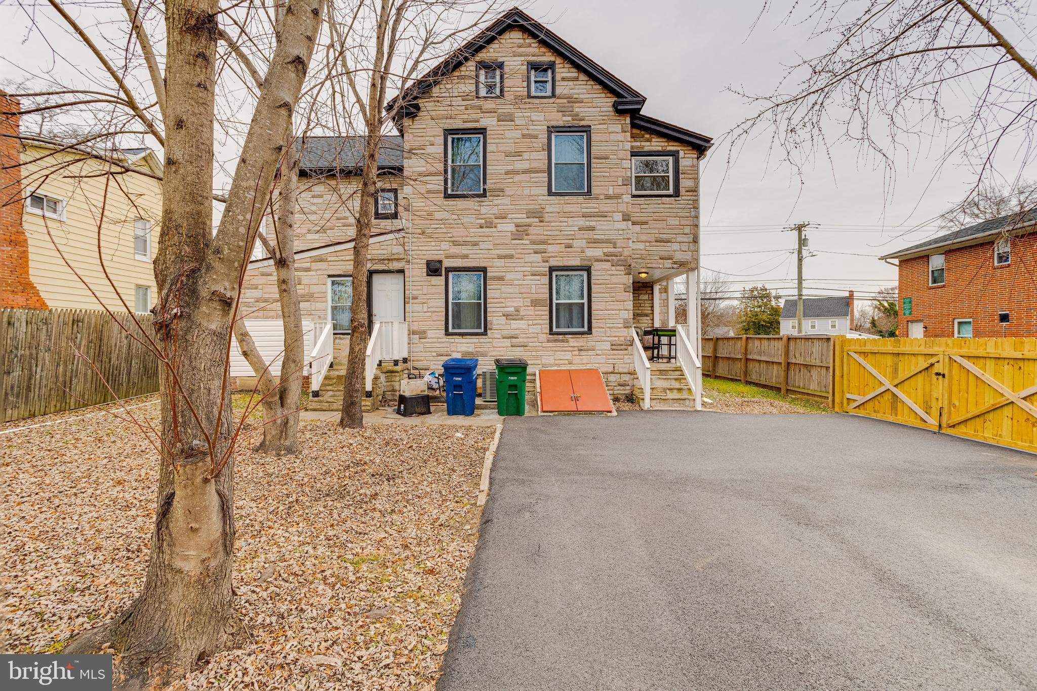 ABERDEEN HILLS - Residential