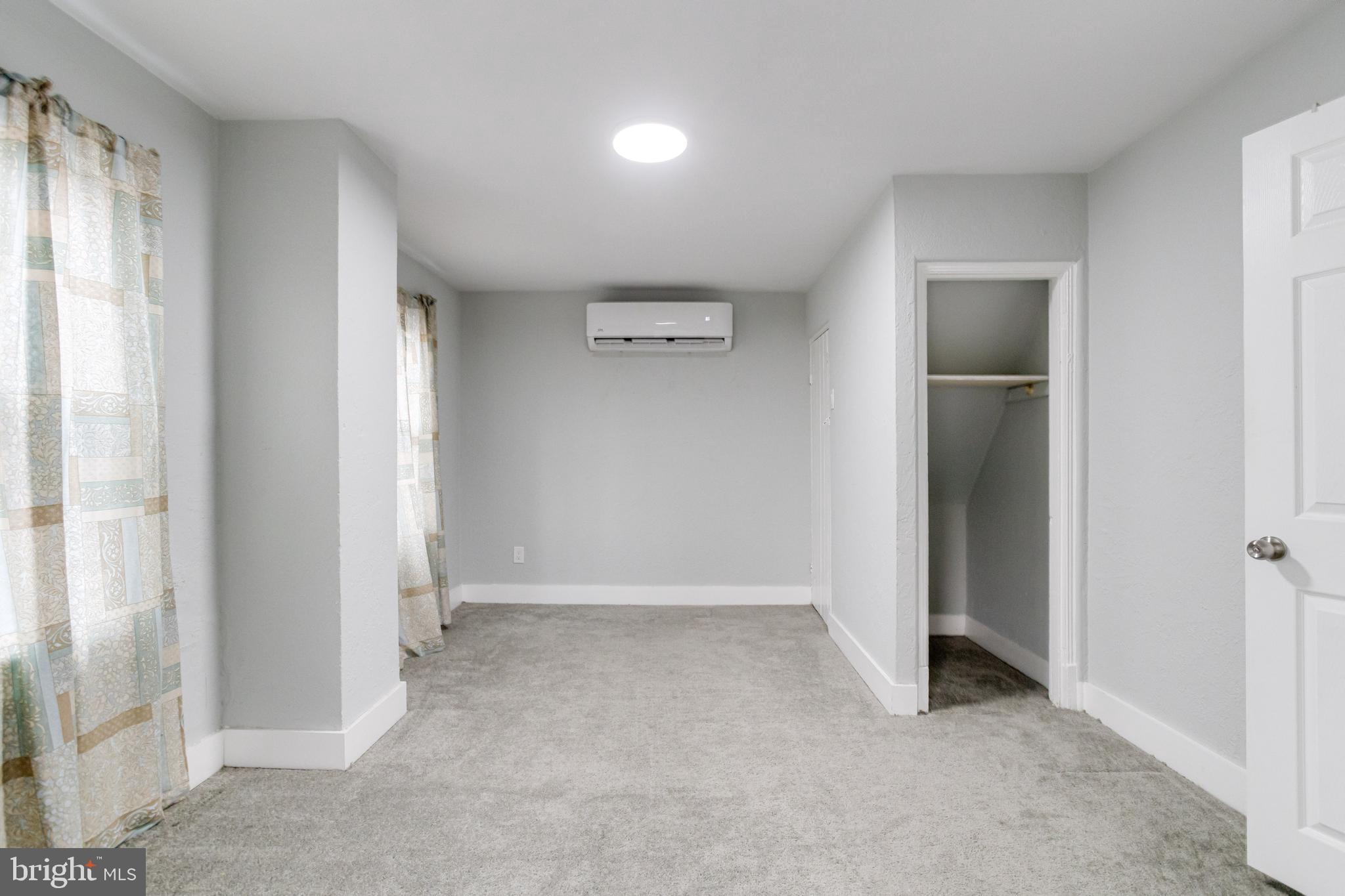 ABERDEEN HILLS - Residential