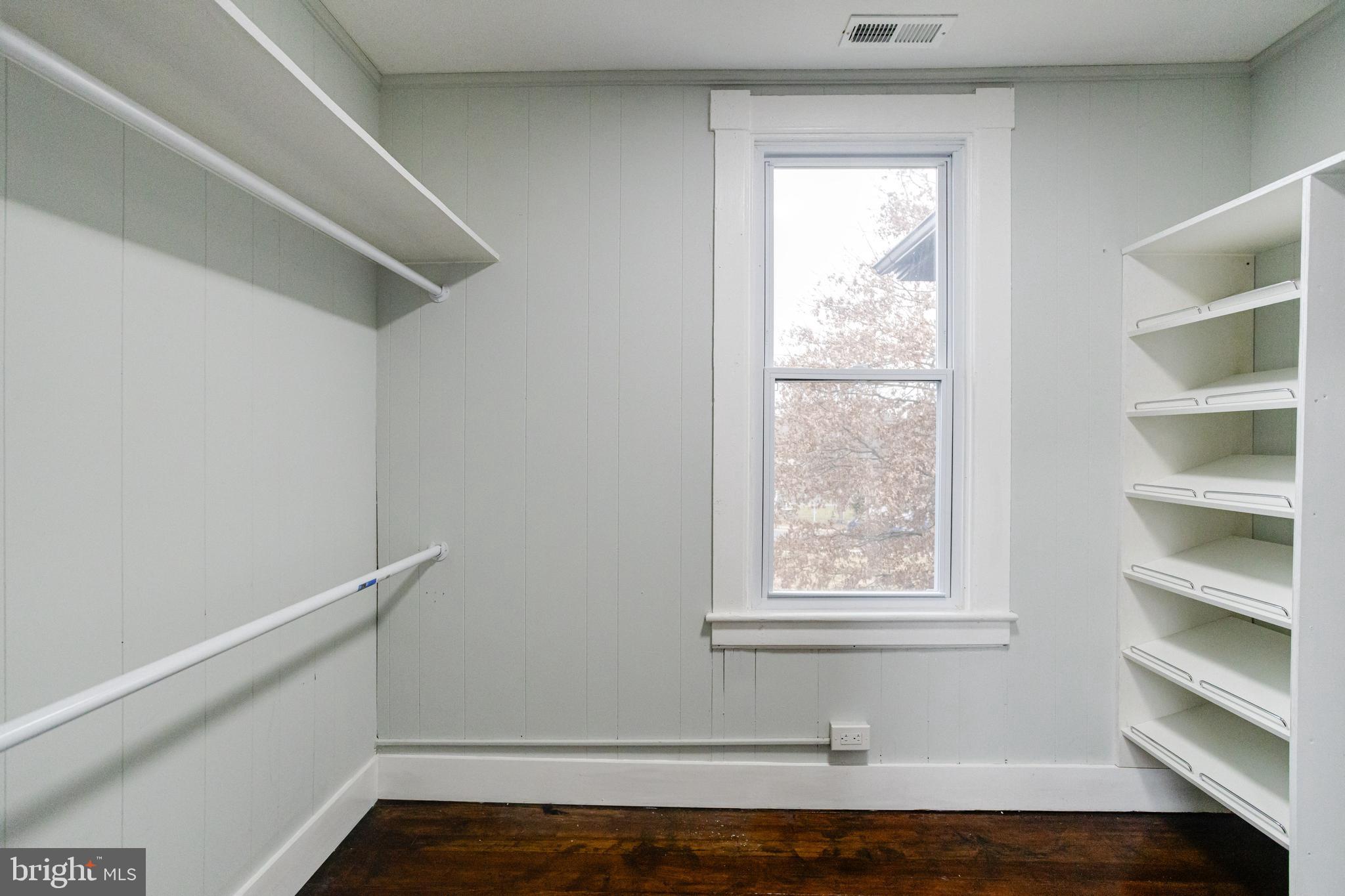 ABERDEEN HILLS - Residential