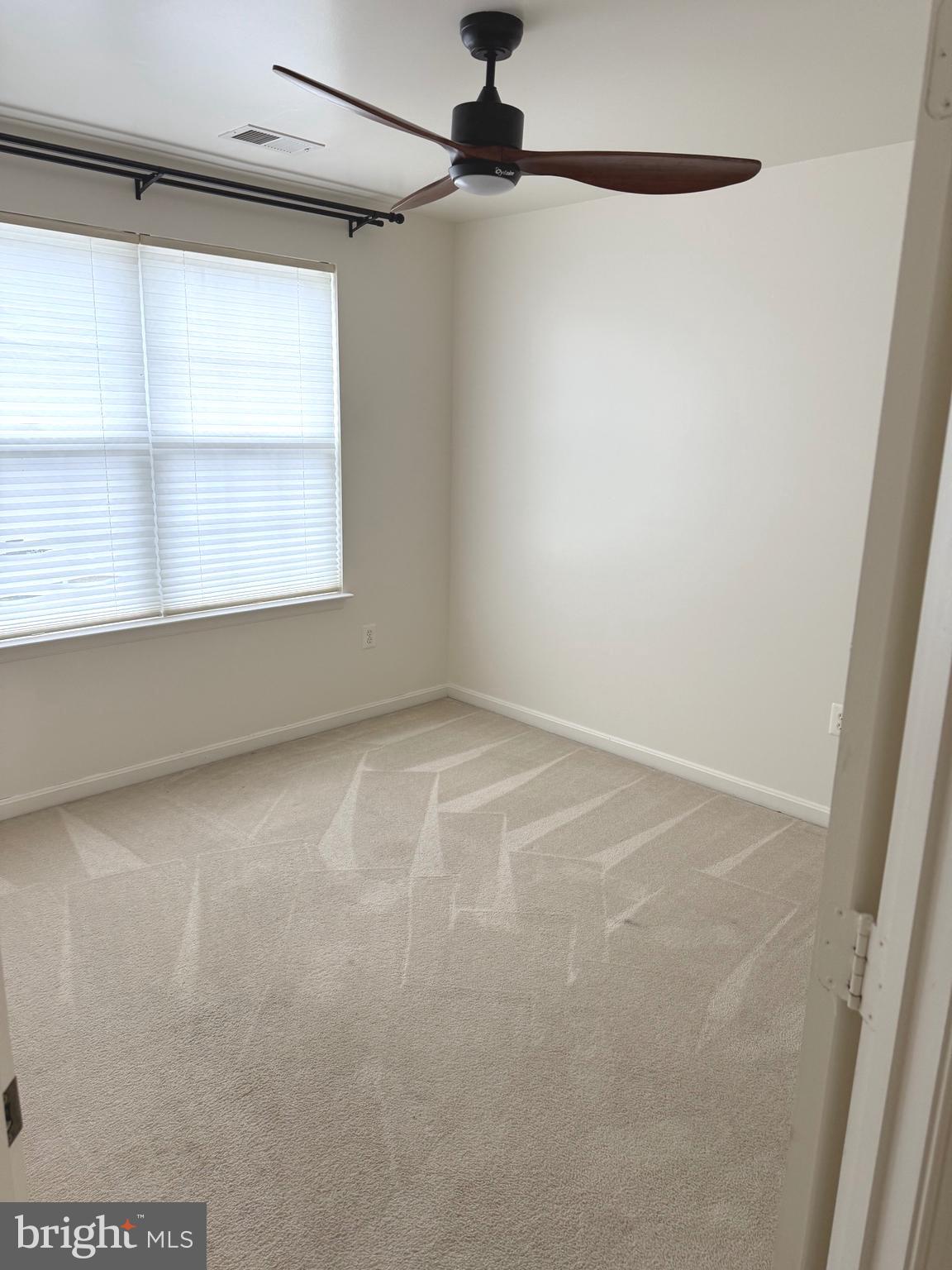 WELLINGTON TRACE - Residential Lease