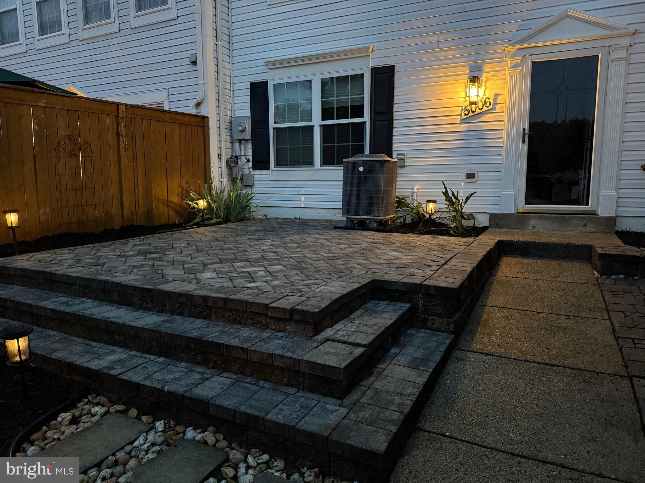 WELLINGTON TRACE - Residential Lease