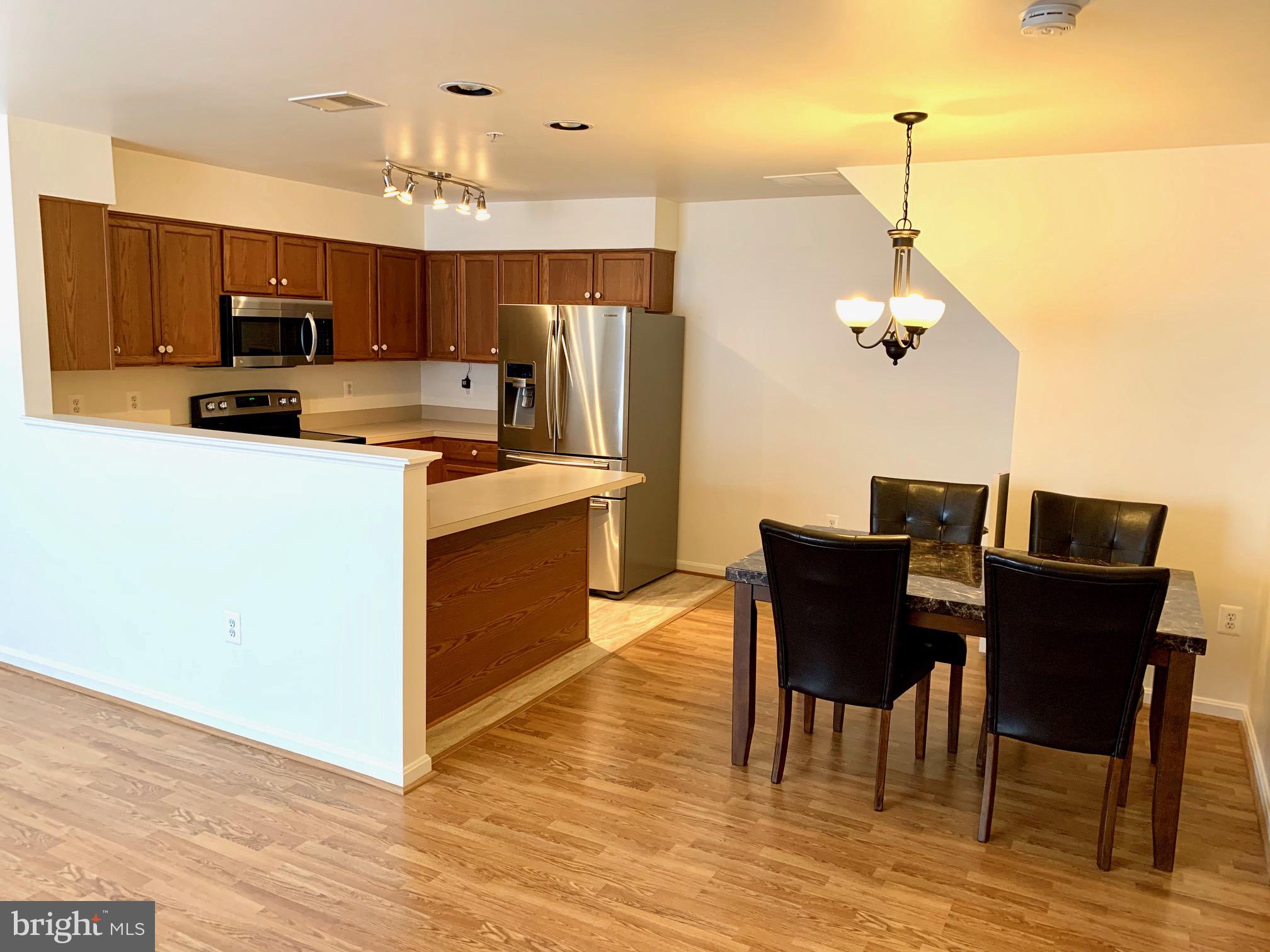 WELLINGTON TRACE - Residential Lease