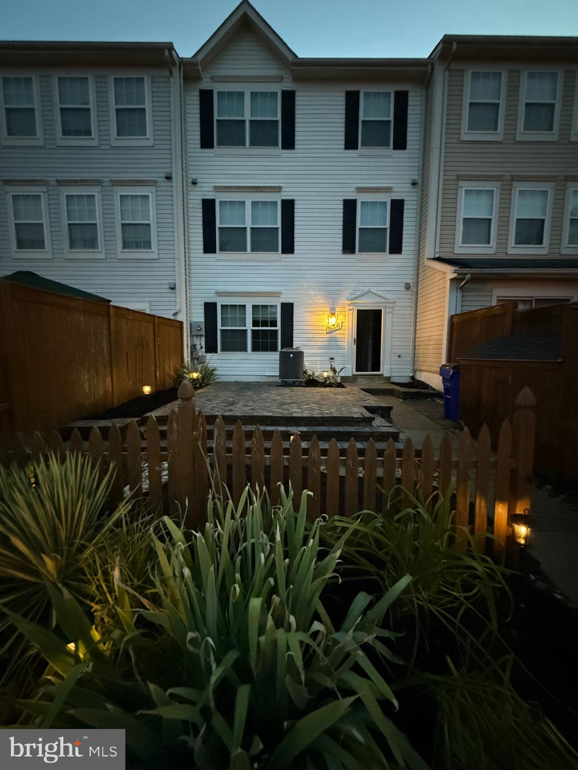 WELLINGTON TRACE - Residential Lease