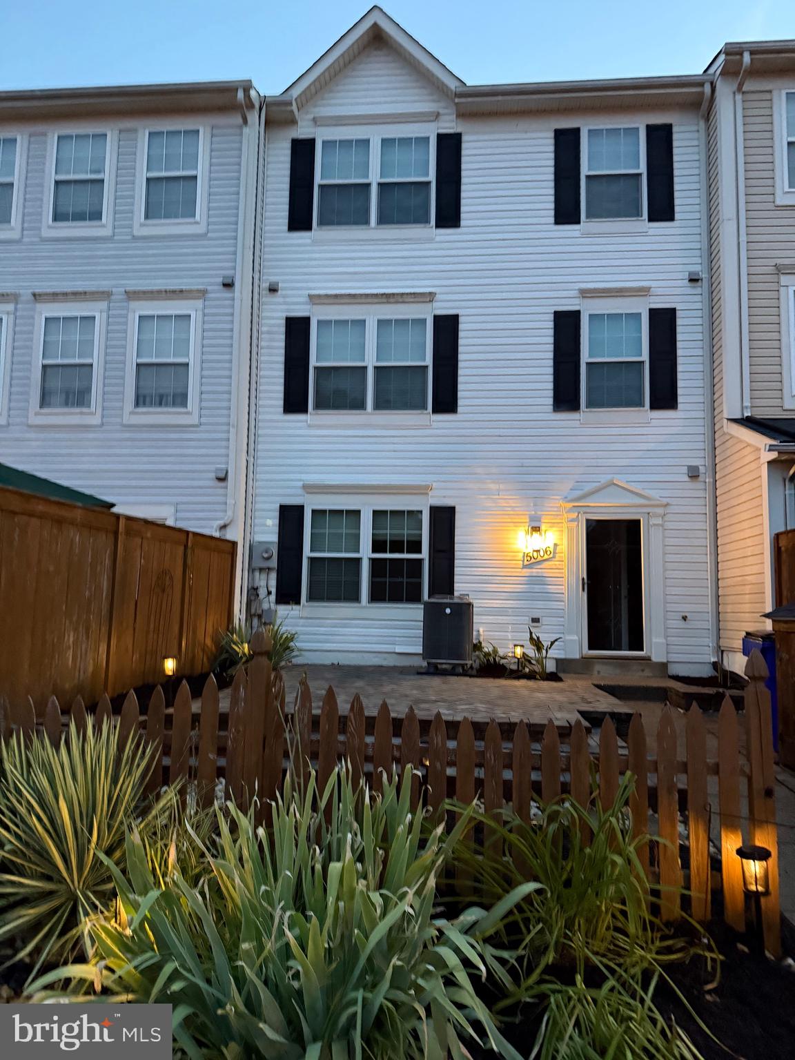 WELLINGTON TRACE - Residential Lease