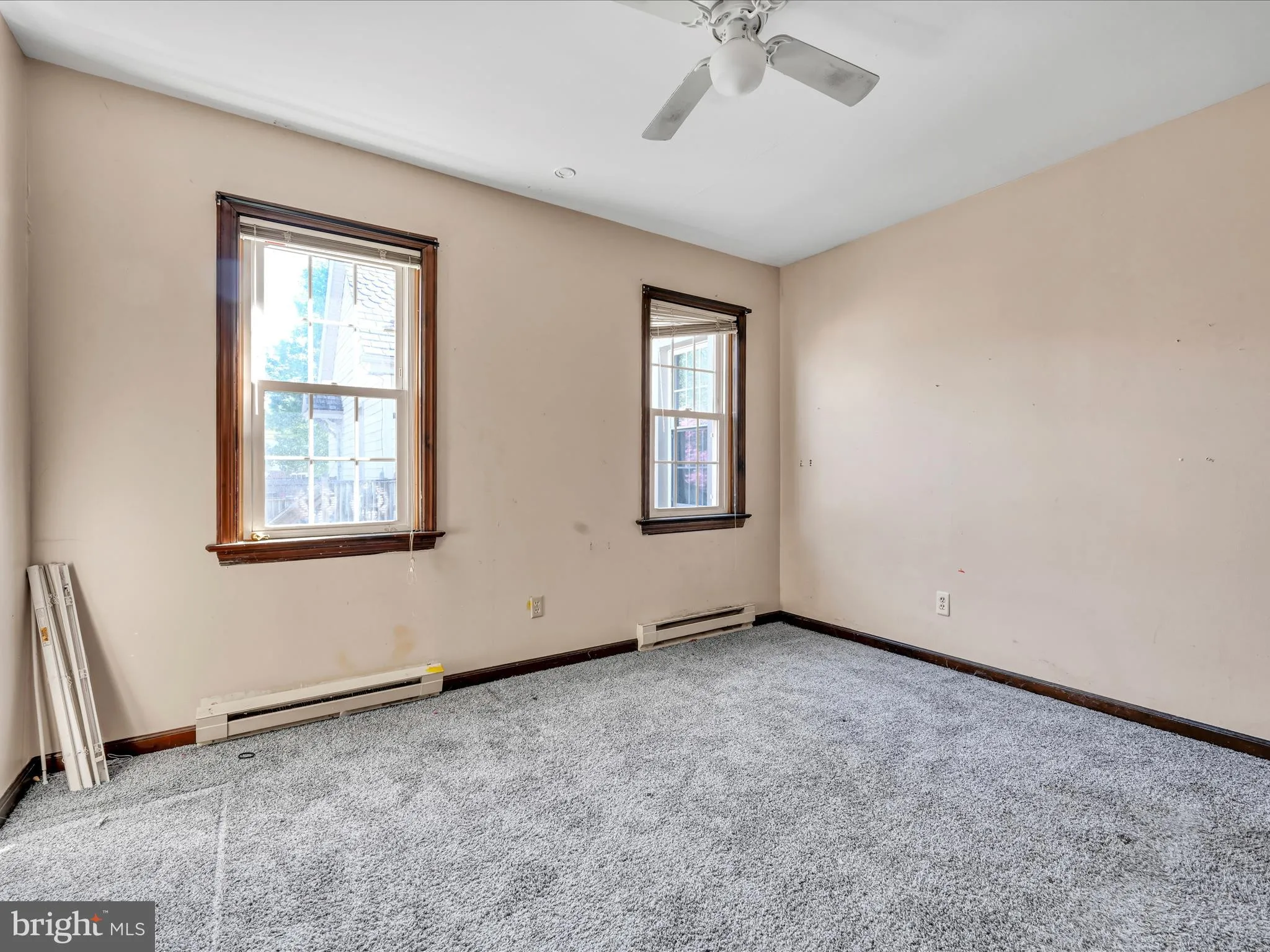 Lititz, Pennsylvania 17543, United States, 8 Bedrooms Bedrooms, ,Residential,Active,147802