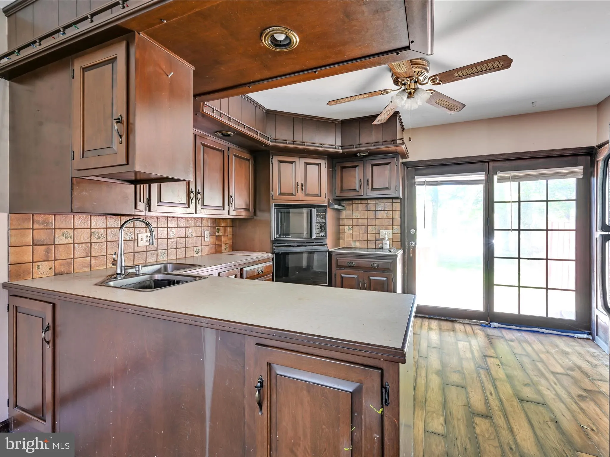 Lititz, Pennsylvania 17543, United States, 8 Bedrooms Bedrooms, ,Residential,Active,147802