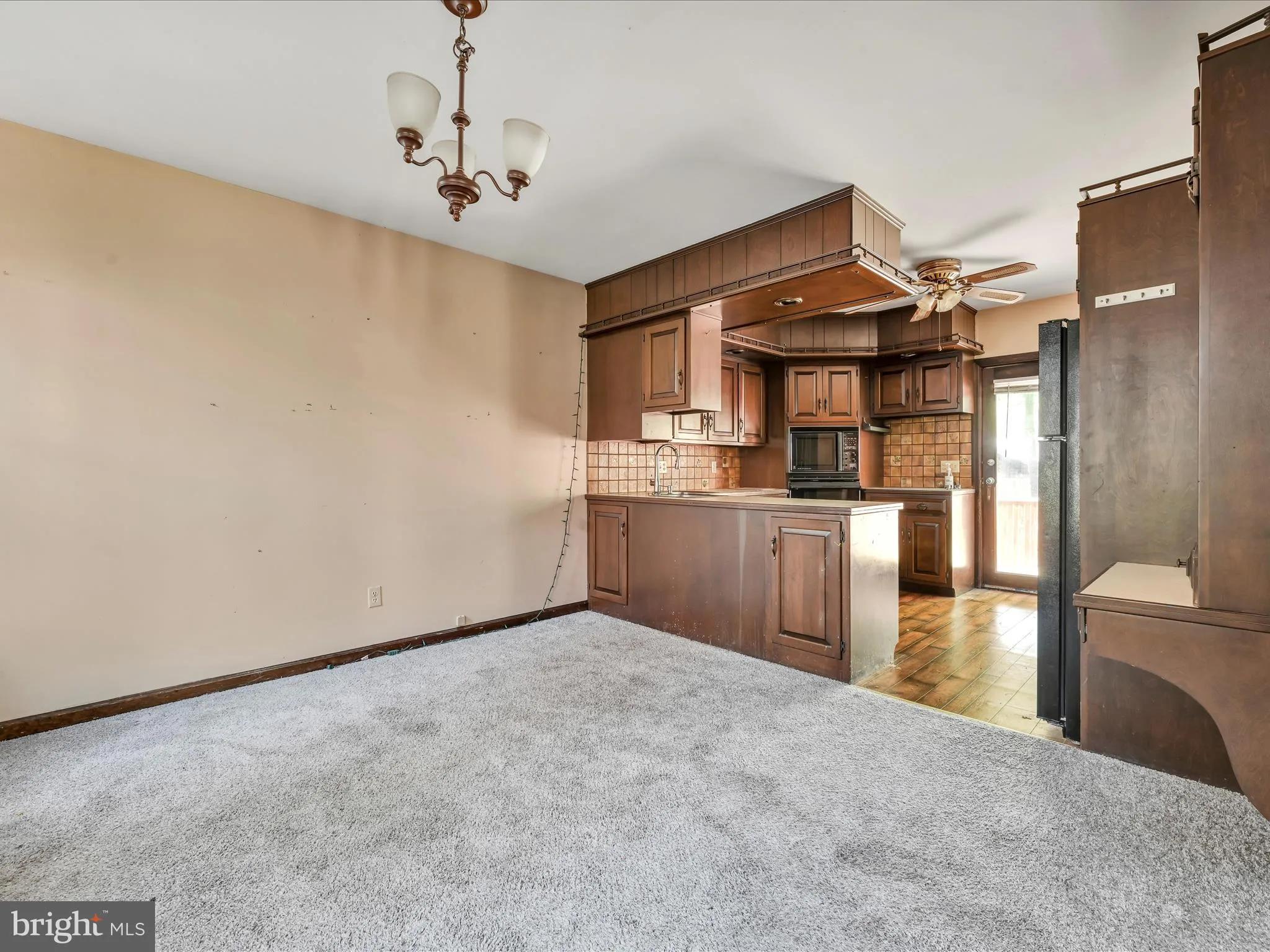 Lititz, Pennsylvania 17543, United States, 8 Bedrooms Bedrooms, ,Residential,Active,147802