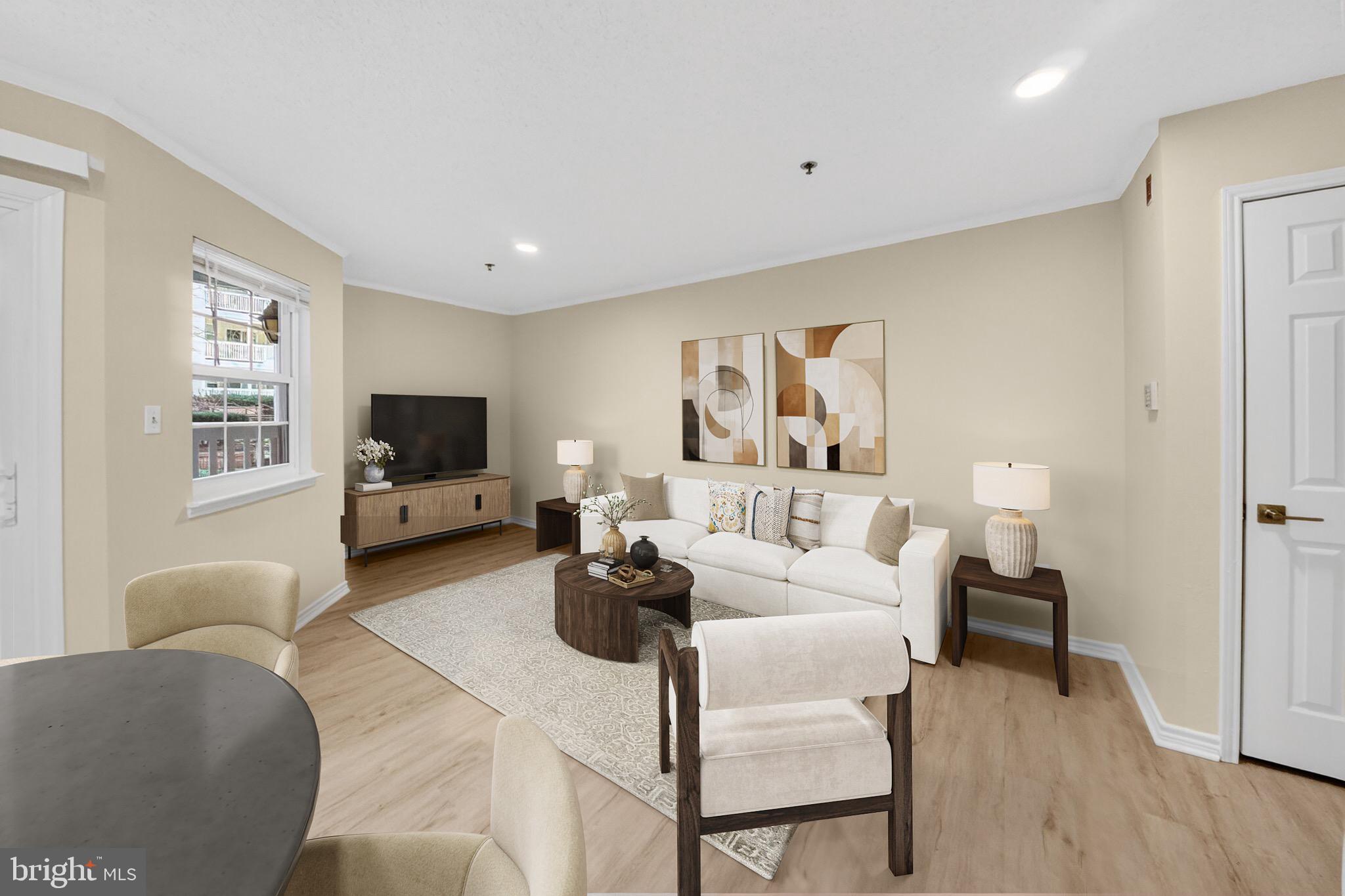 1504 LINCOLN WAY 100