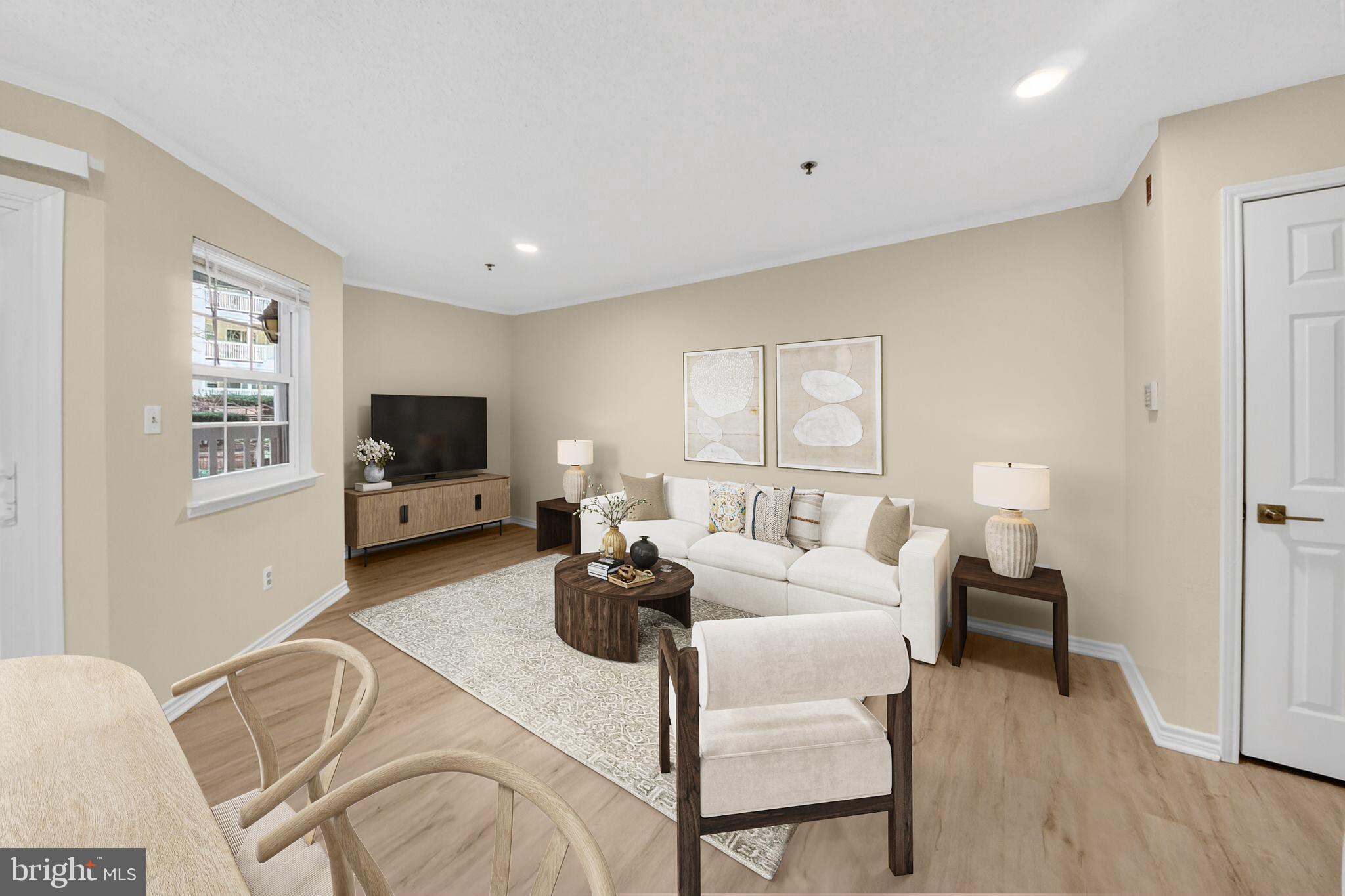 FOUNTAINS AT MCLEAN - Residential