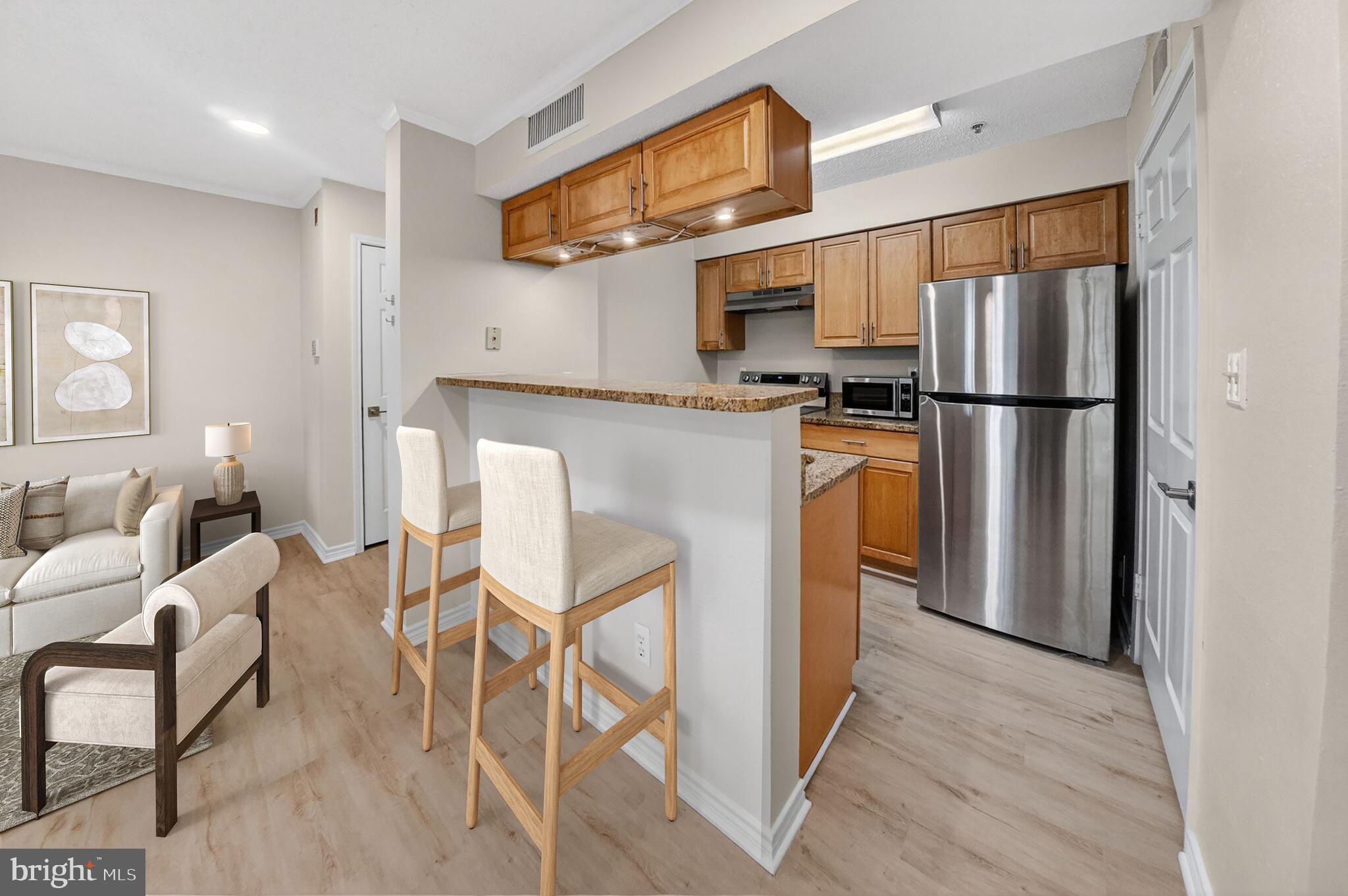 FOUNTAINS AT MCLEAN - Residential