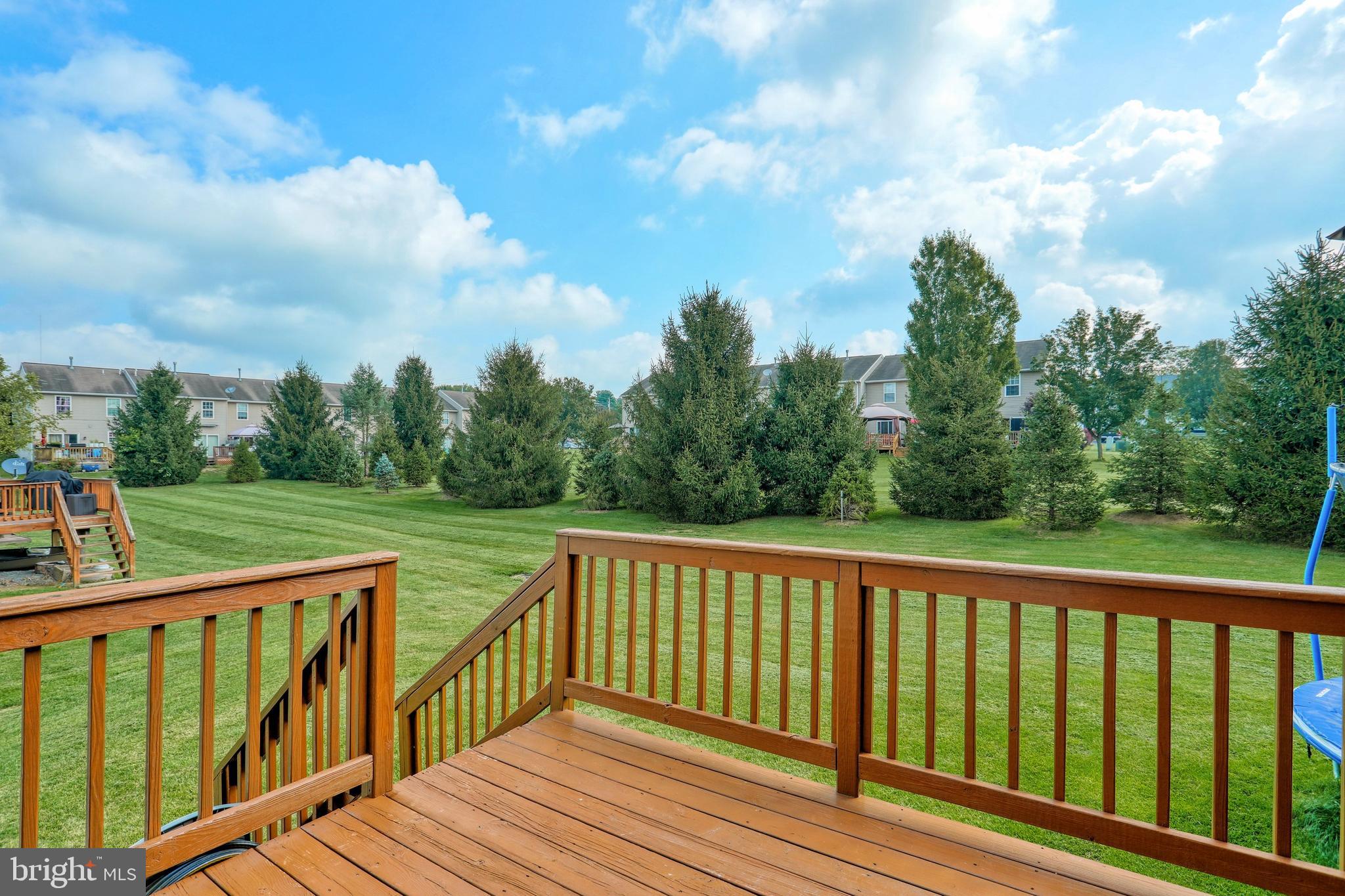 BUTTONWOOD CROSSING - Residential