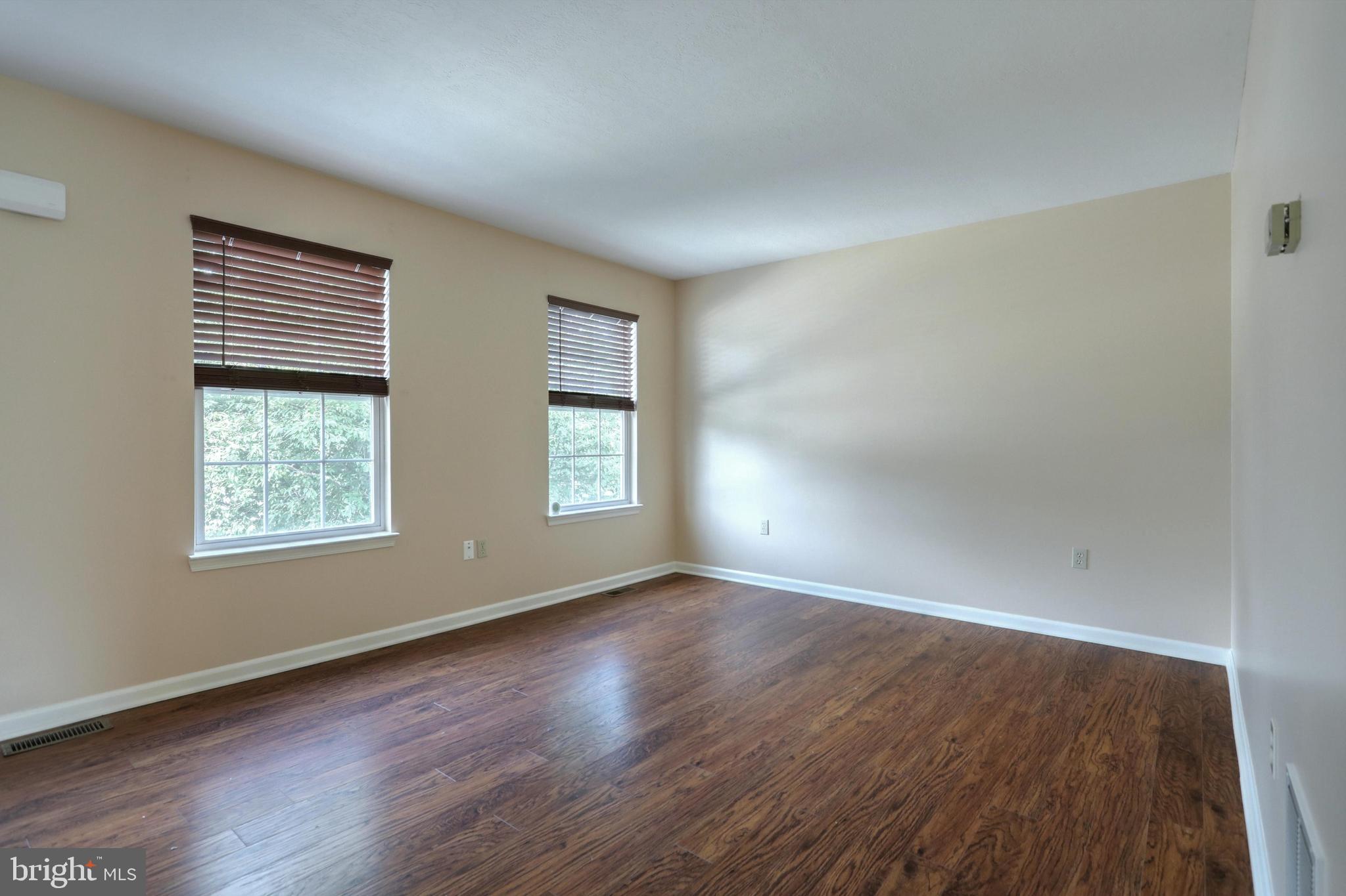 BUTTONWOOD CROSSING - Residential