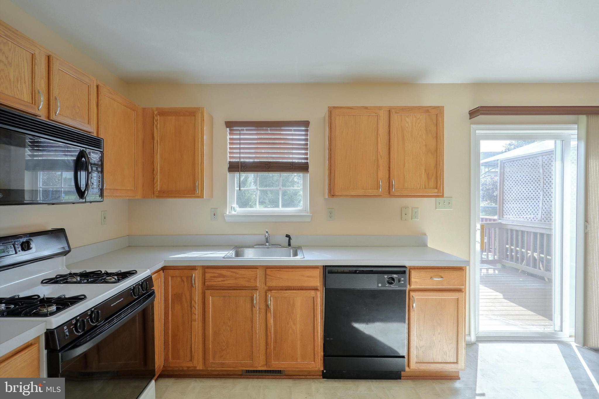 BUTTONWOOD CROSSING - Residential