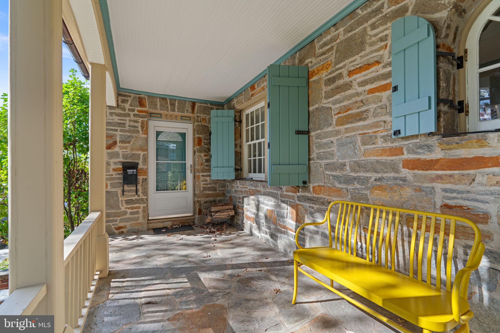 STONELEIGH - Residential