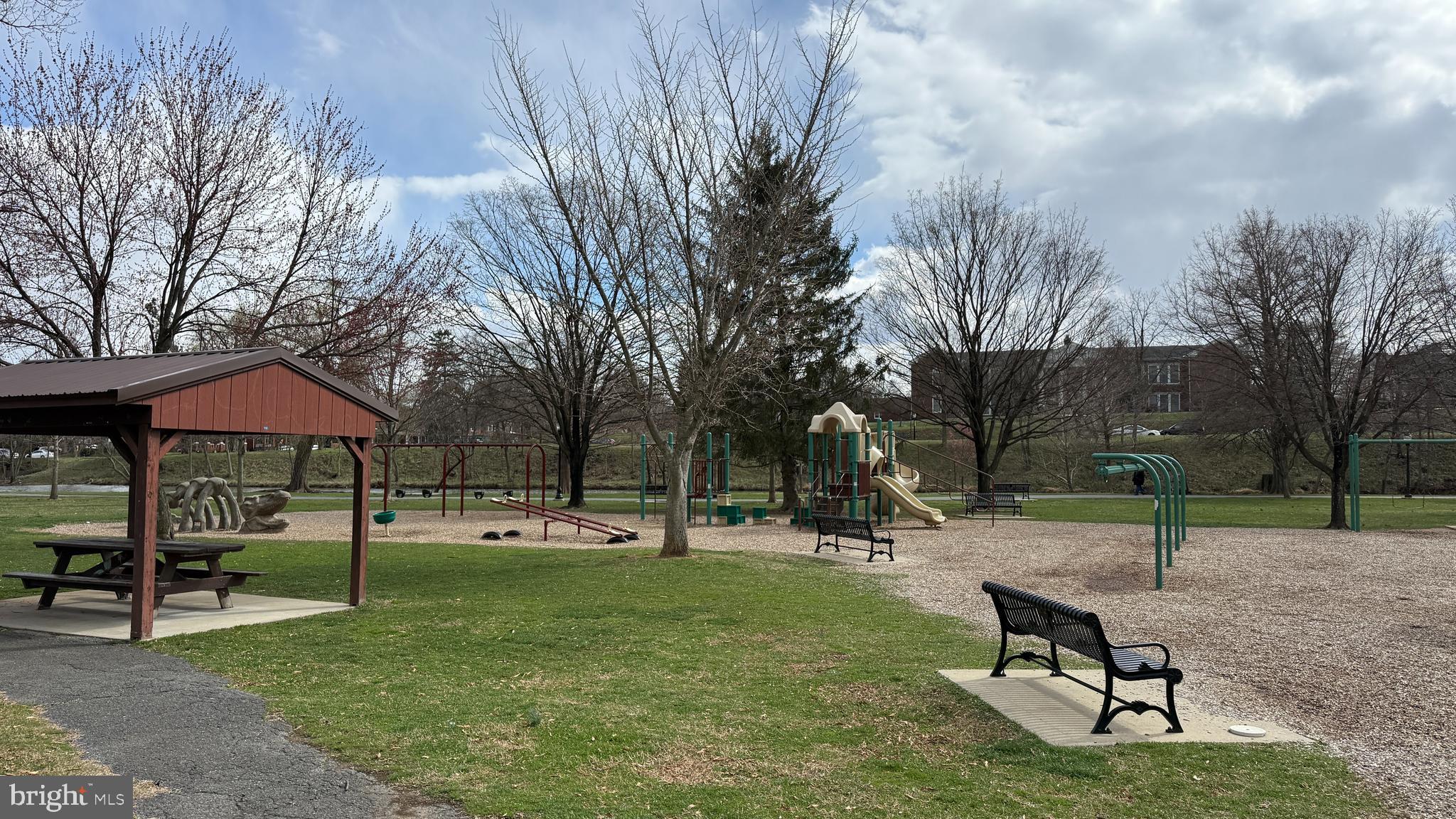 LINTON AT BALLENGER - Residential