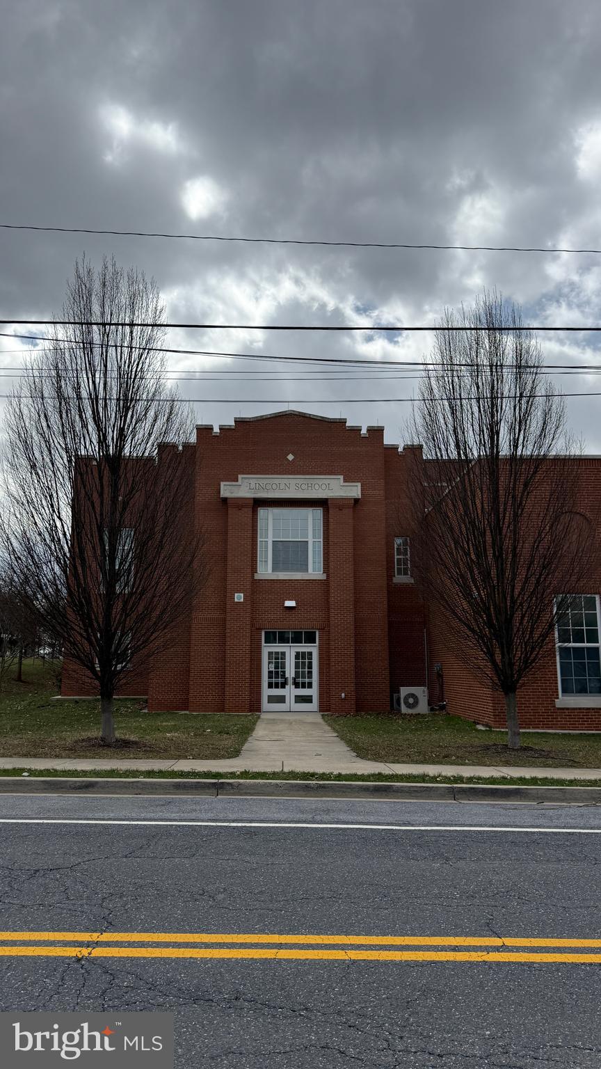 LINTON AT BALLENGER - Residential