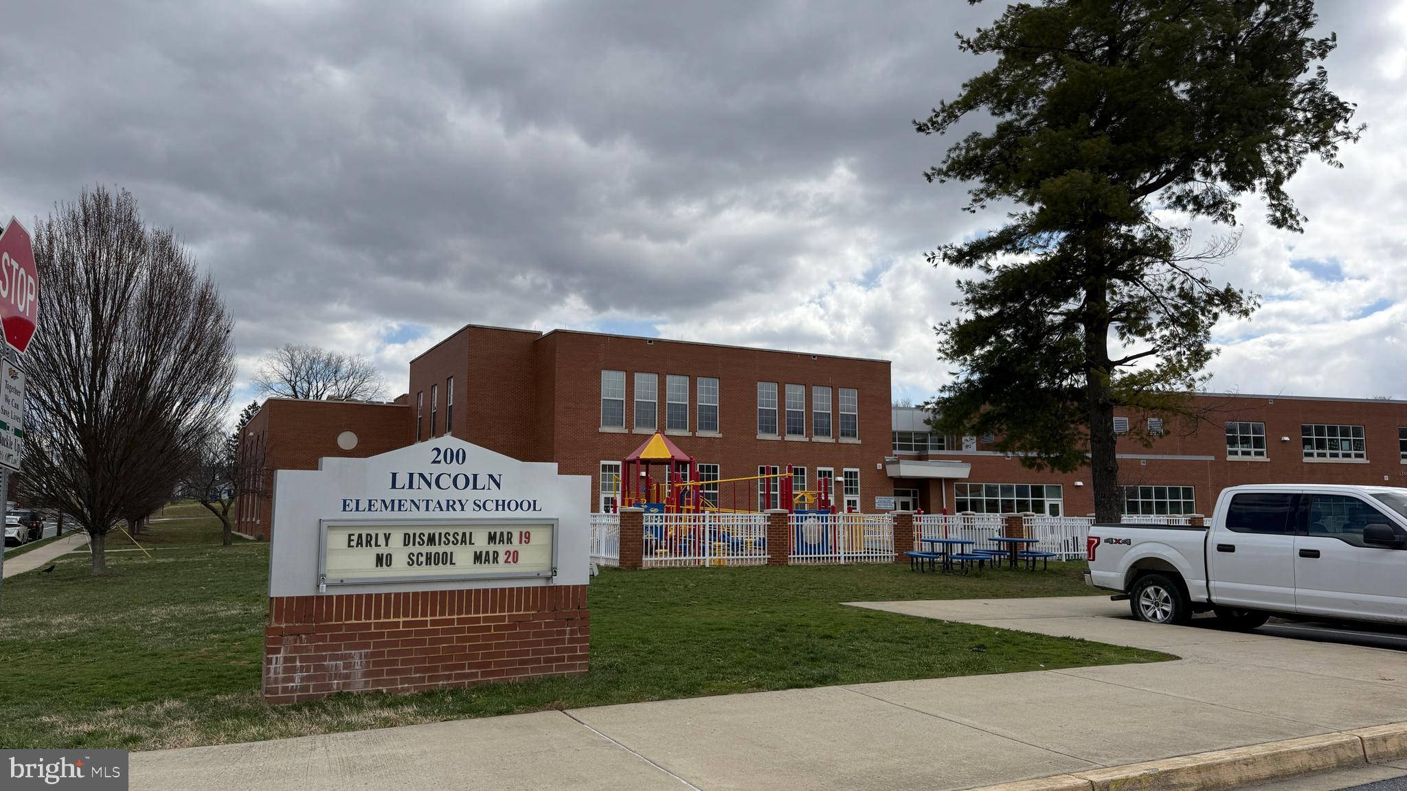 LINTON AT BALLENGER - Residential