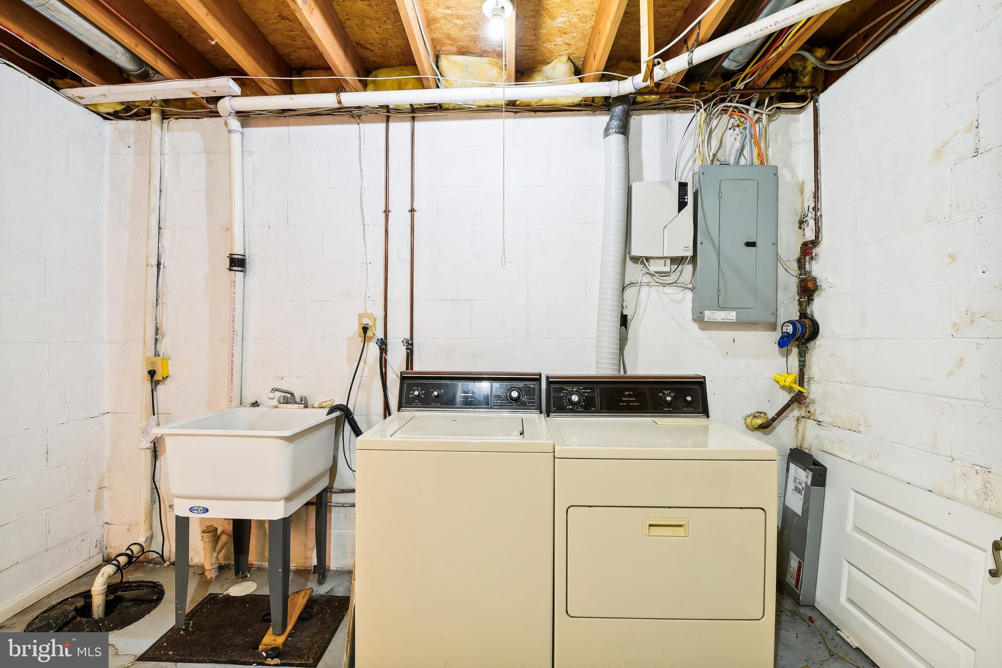 STONEHEDGE - Residential