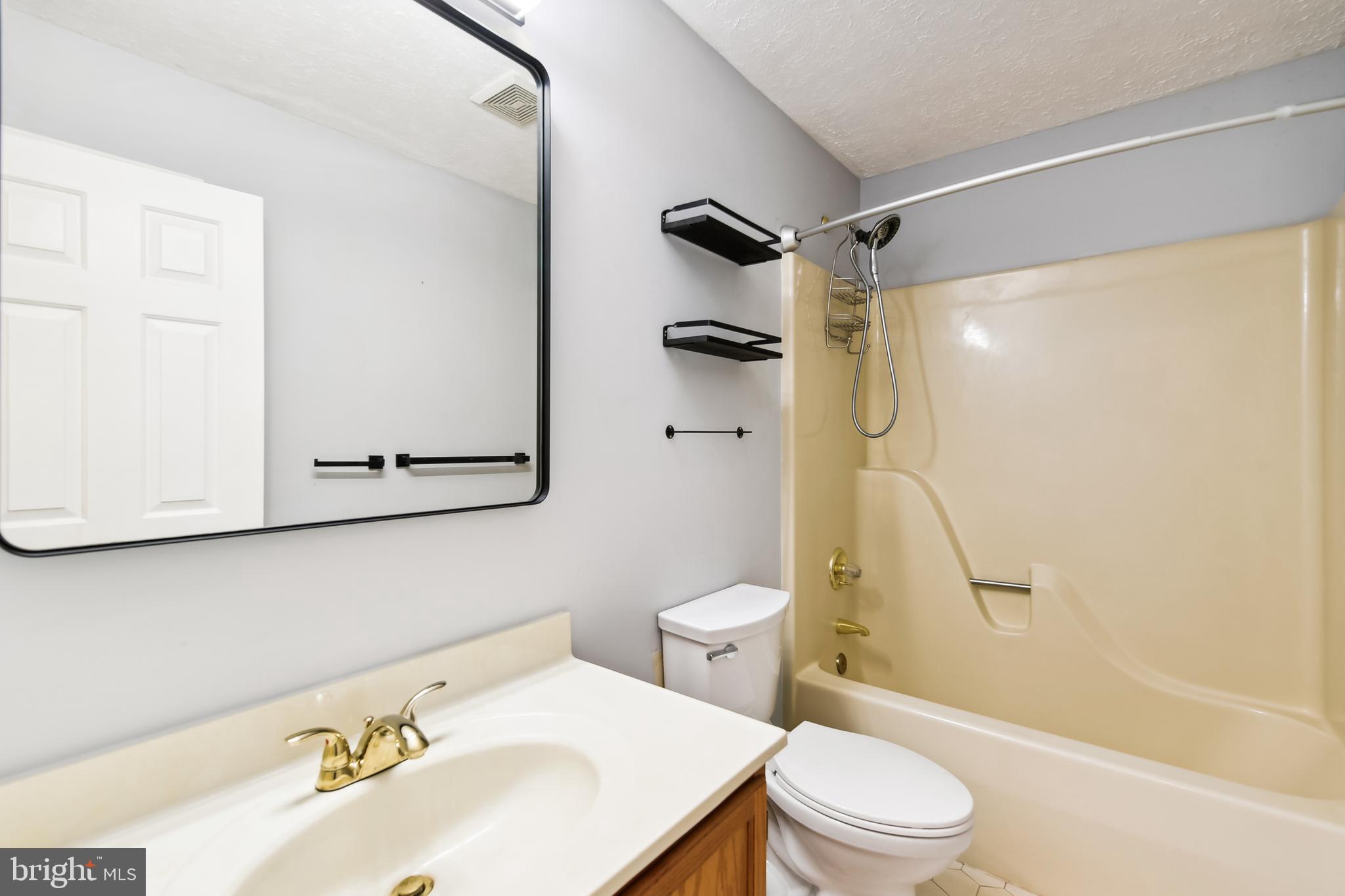 STONEHEDGE - Residential