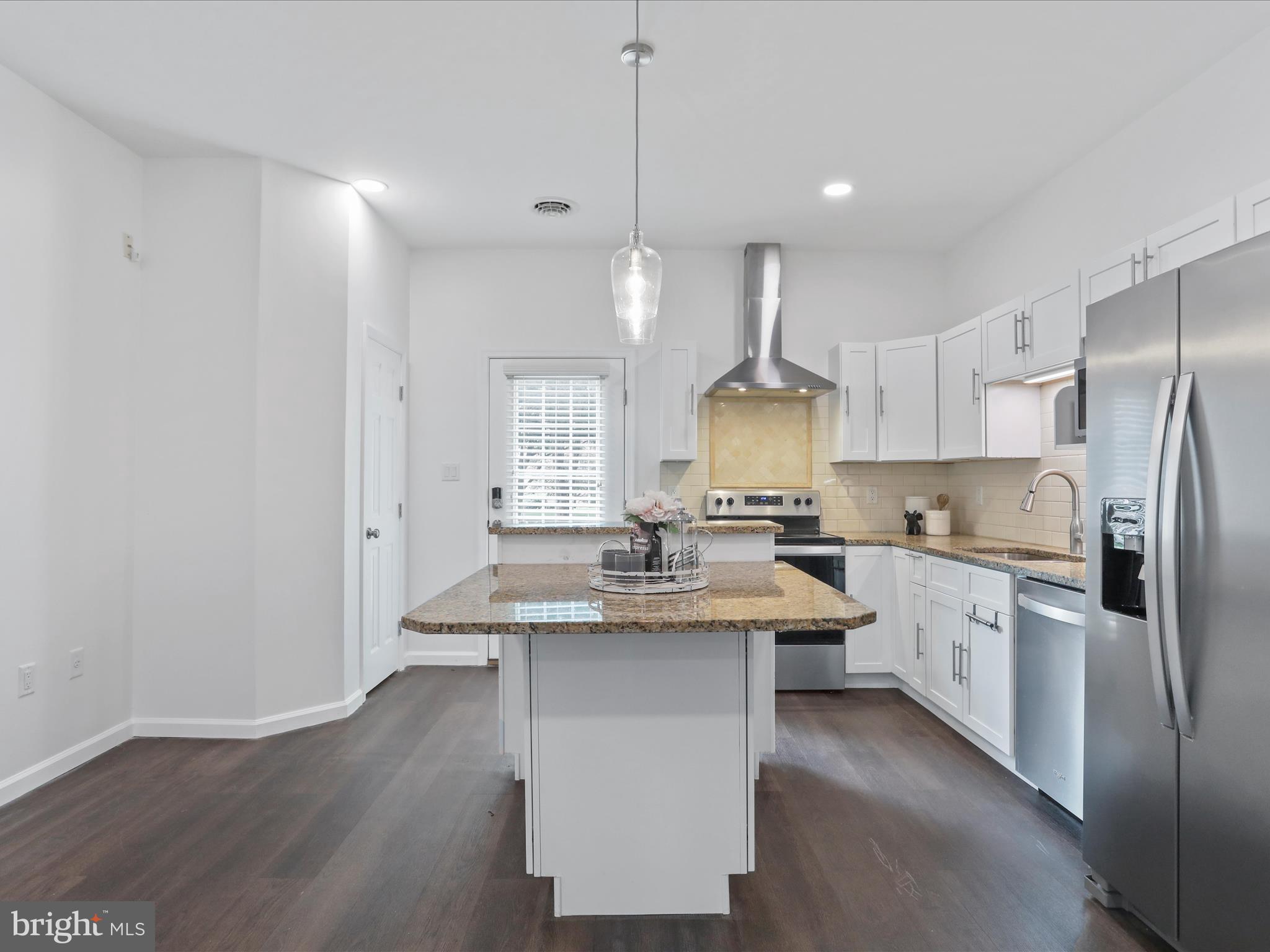 PEMBERTON - Residential