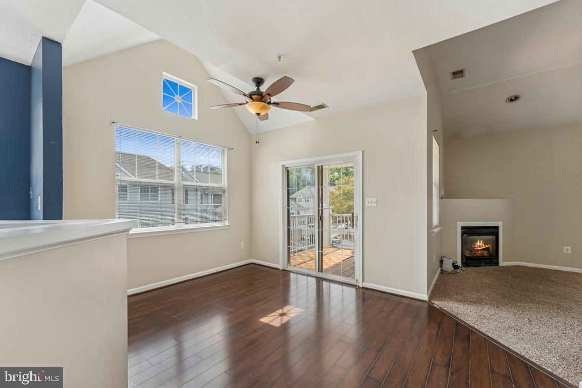 HOLLINGTON - Residential