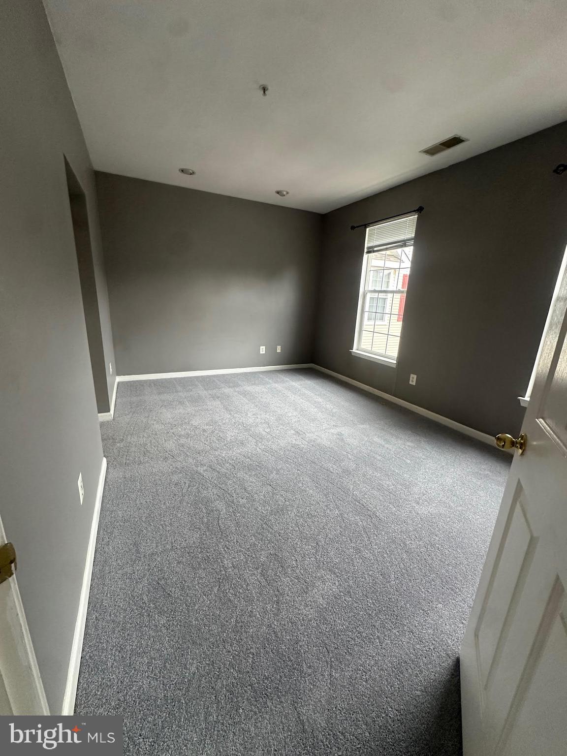 HOLLINGTON - Residential