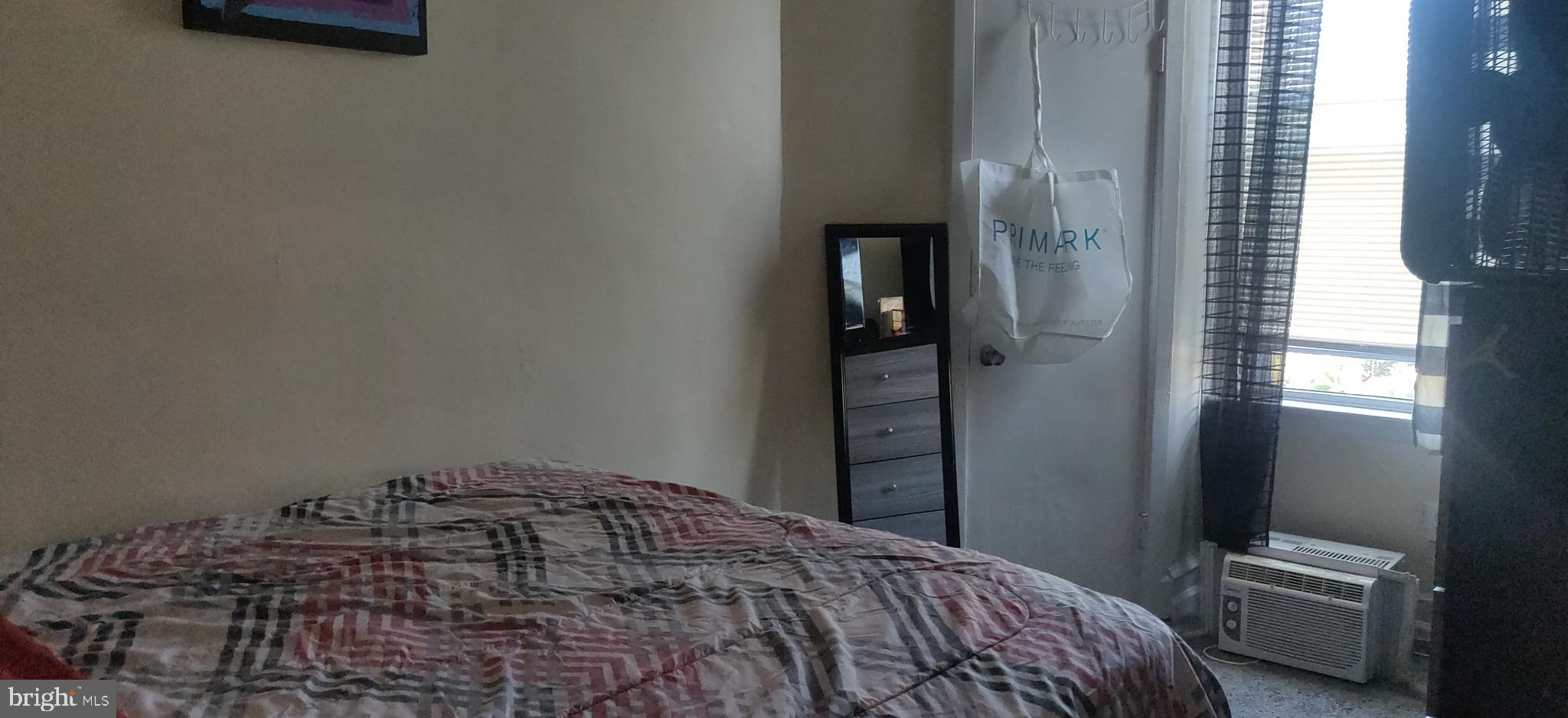 ELMWOOD PARK - Residential