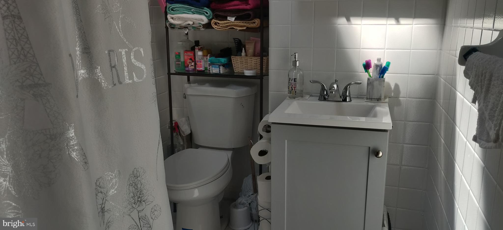 ELMWOOD PARK - Residential