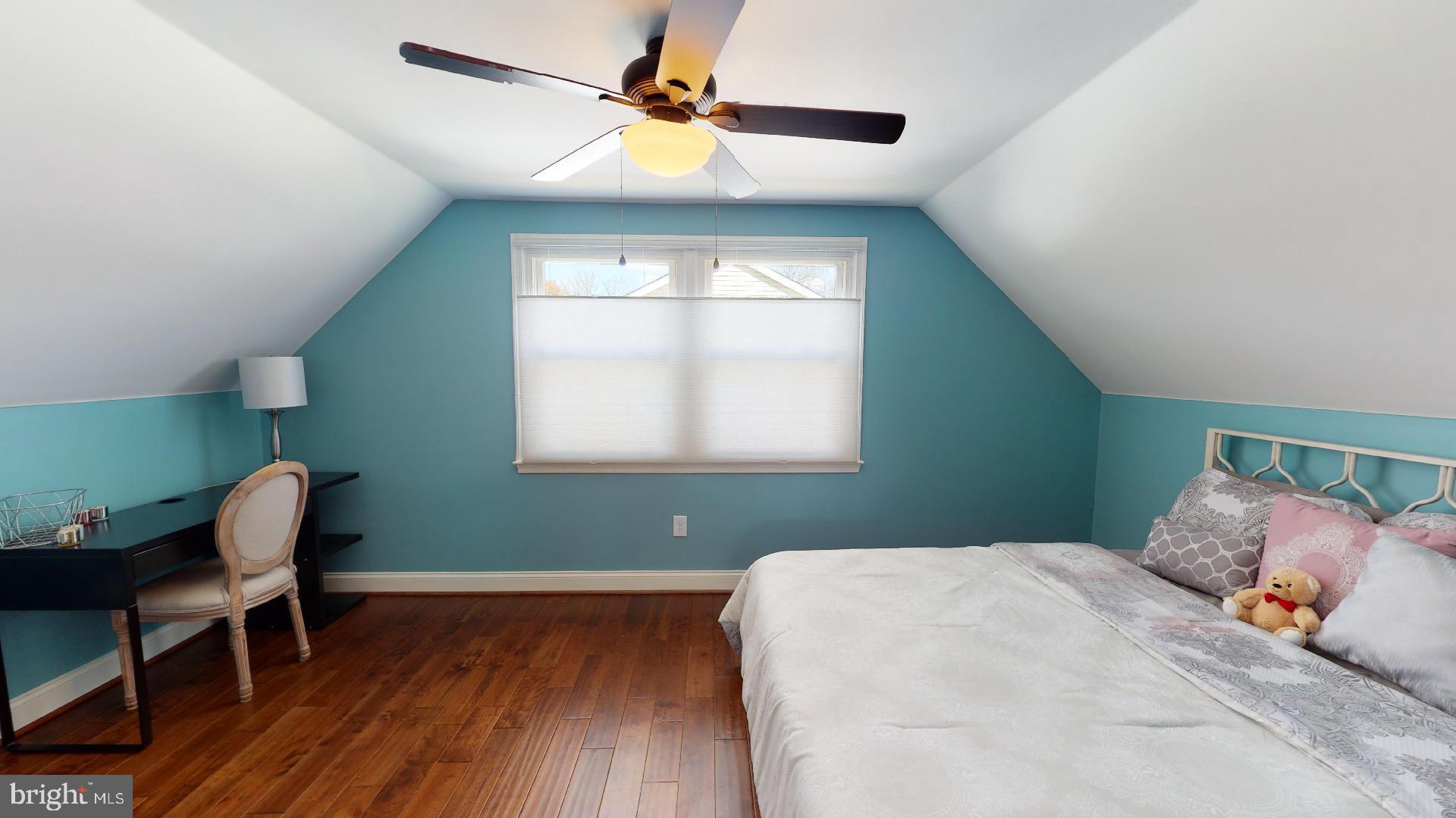 YORKTOWN AT BELAIR - Residential