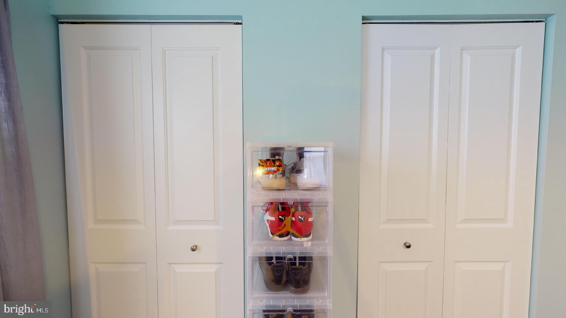 YORKTOWN AT BELAIR - Residential