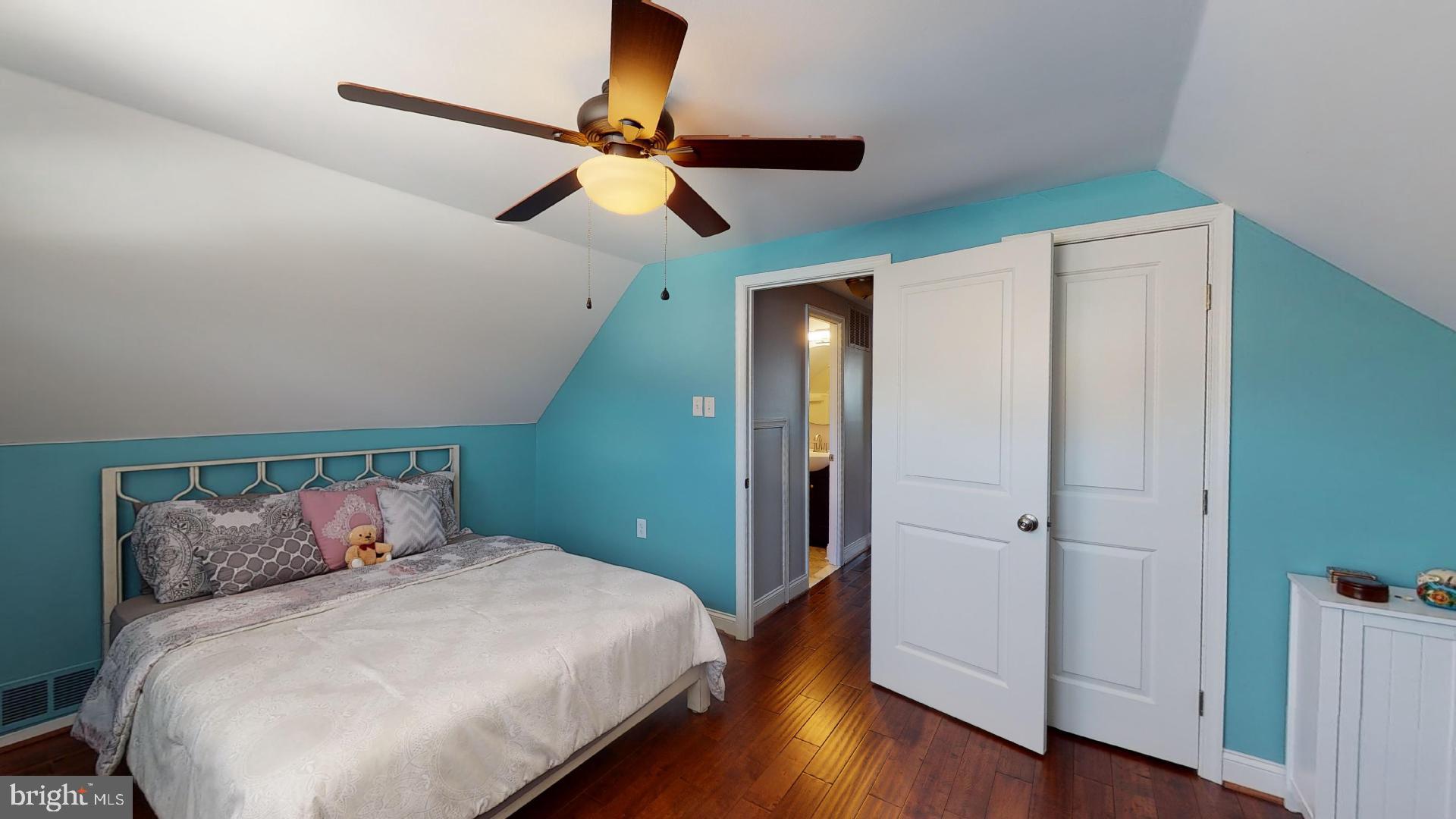 YORKTOWN AT BELAIR - Residential