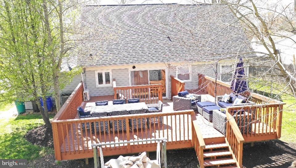 YORKTOWN AT BELAIR - Residential