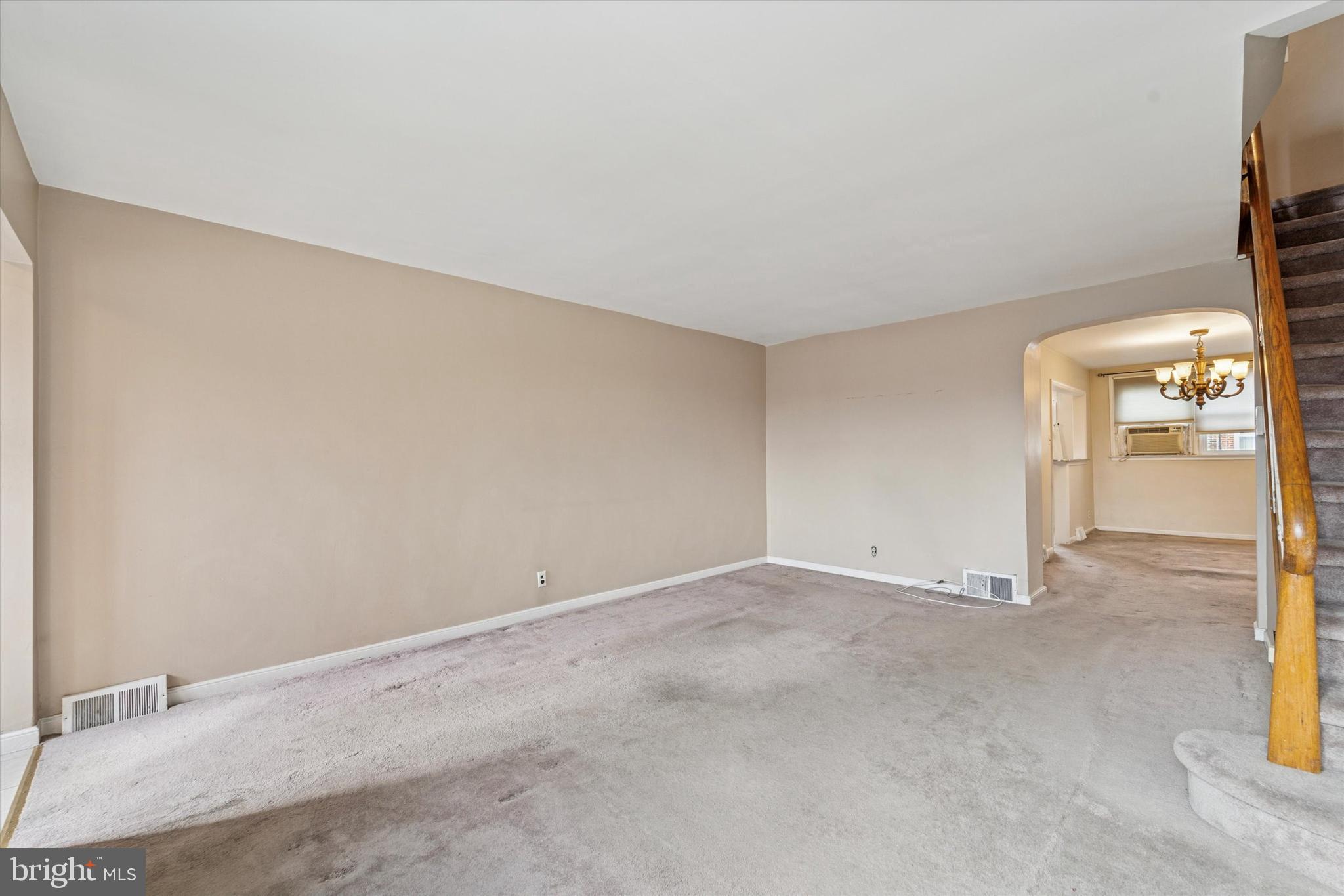 EAST OAK LANE - Residential