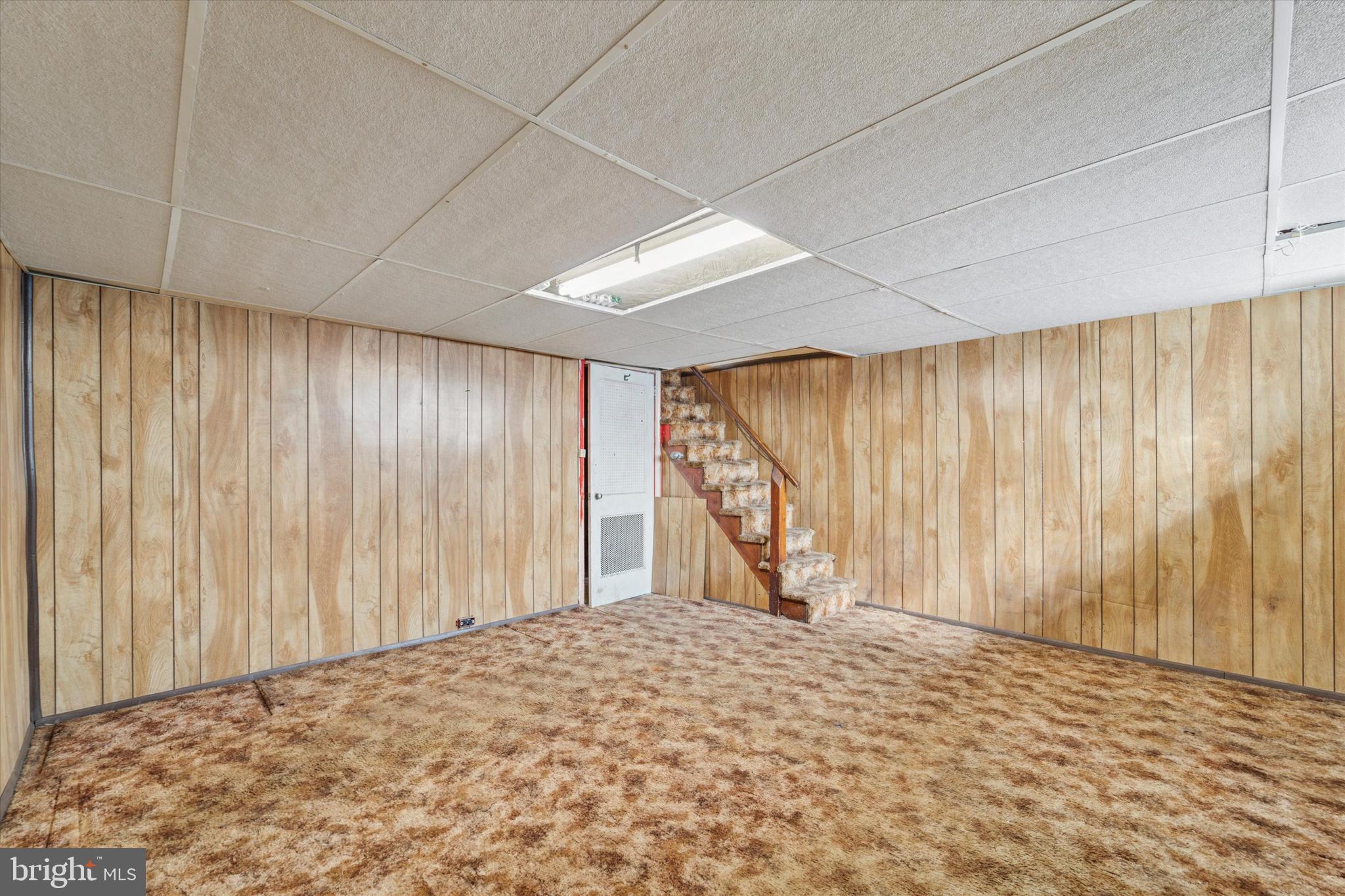 EAST OAK LANE - Residential