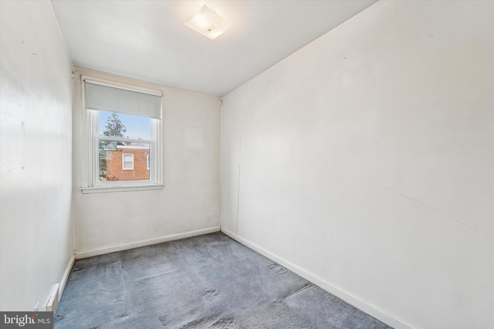 EAST OAK LANE - Residential