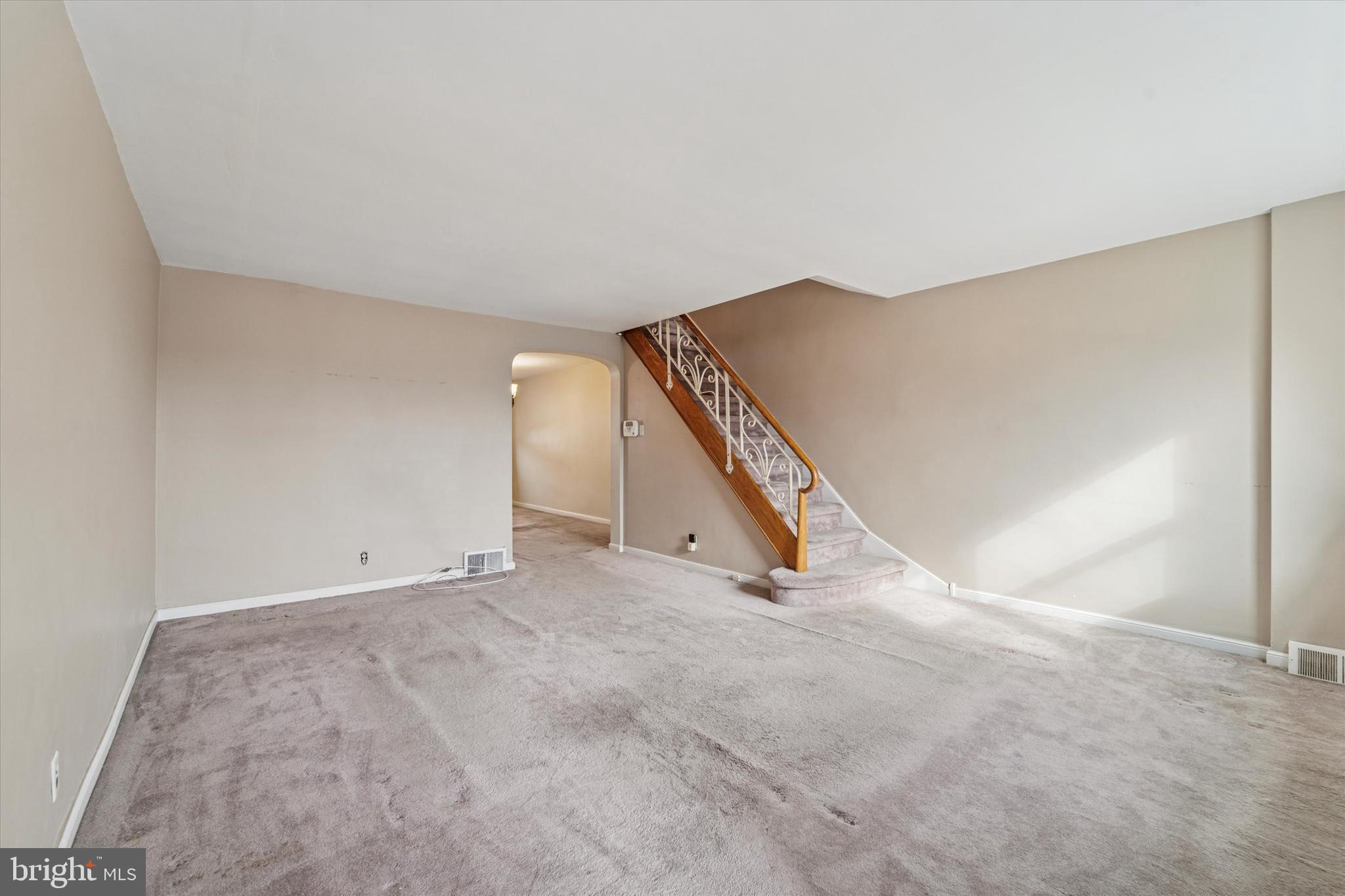 EAST OAK LANE - Residential