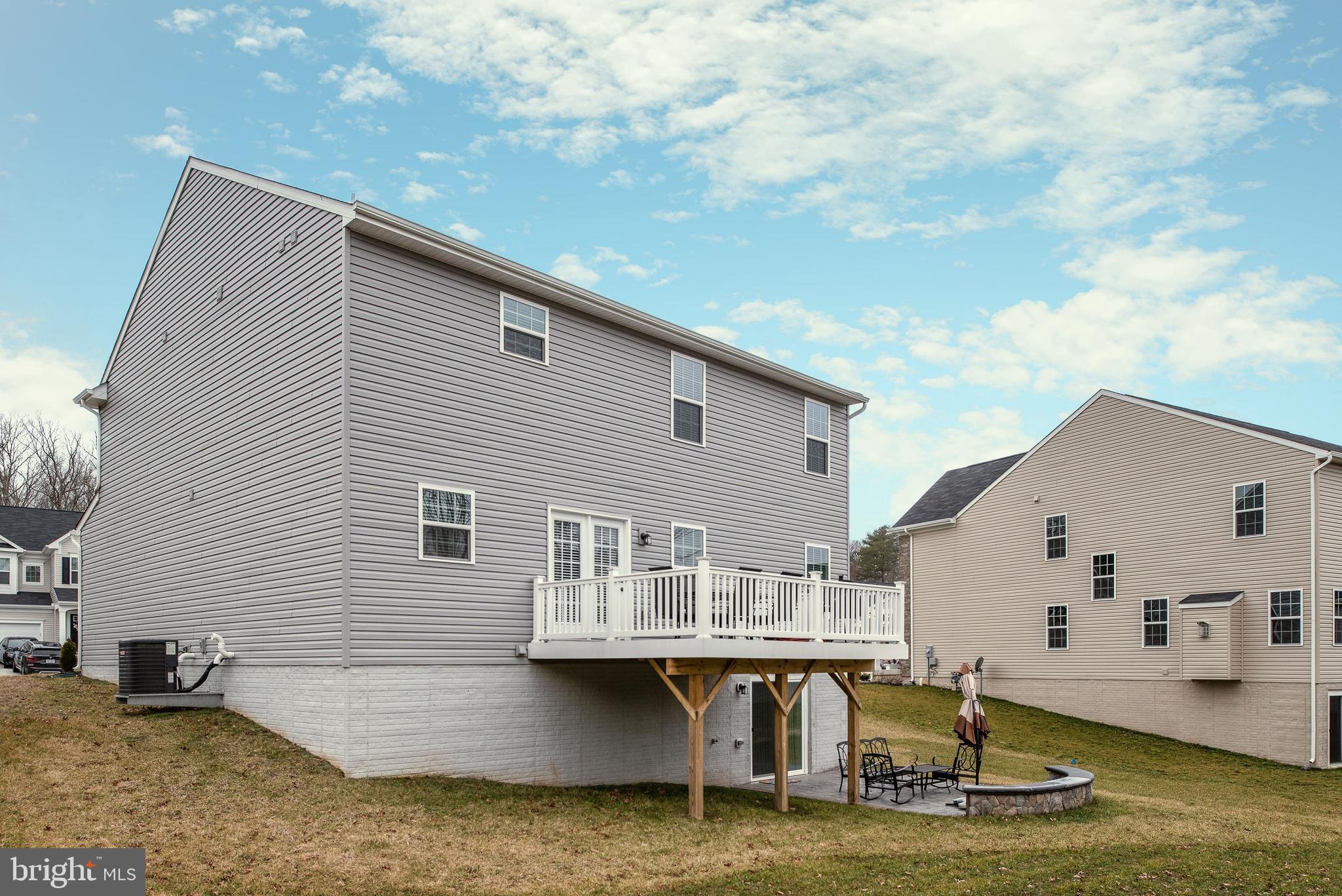 LEES PARKE - Residential