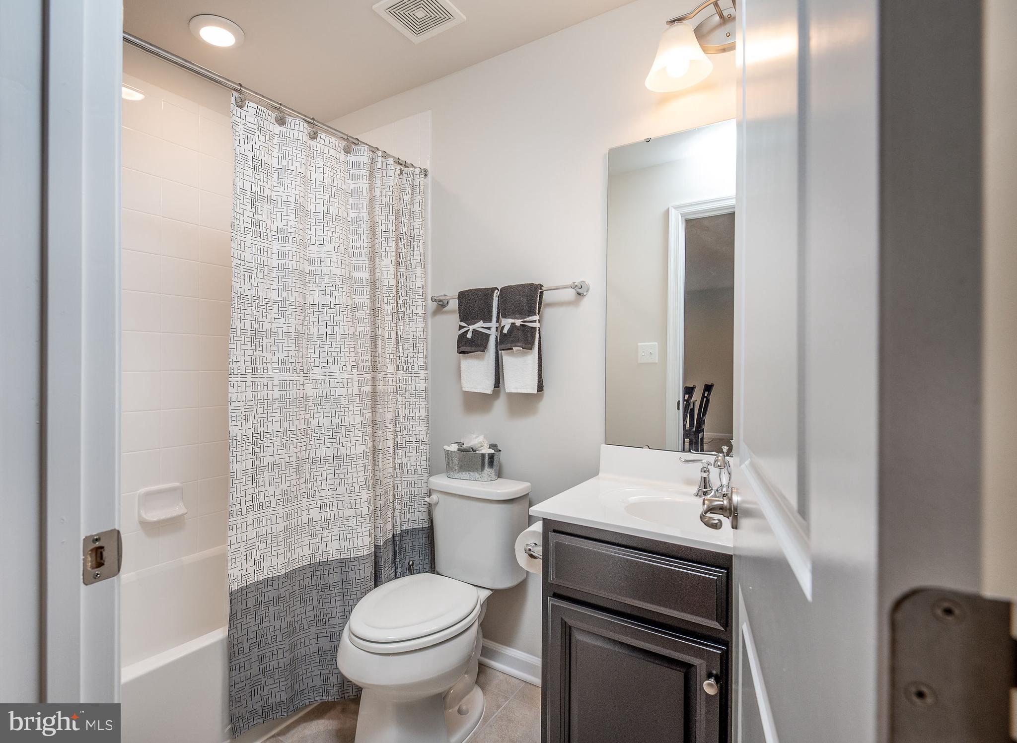 LEES PARKE - Residential