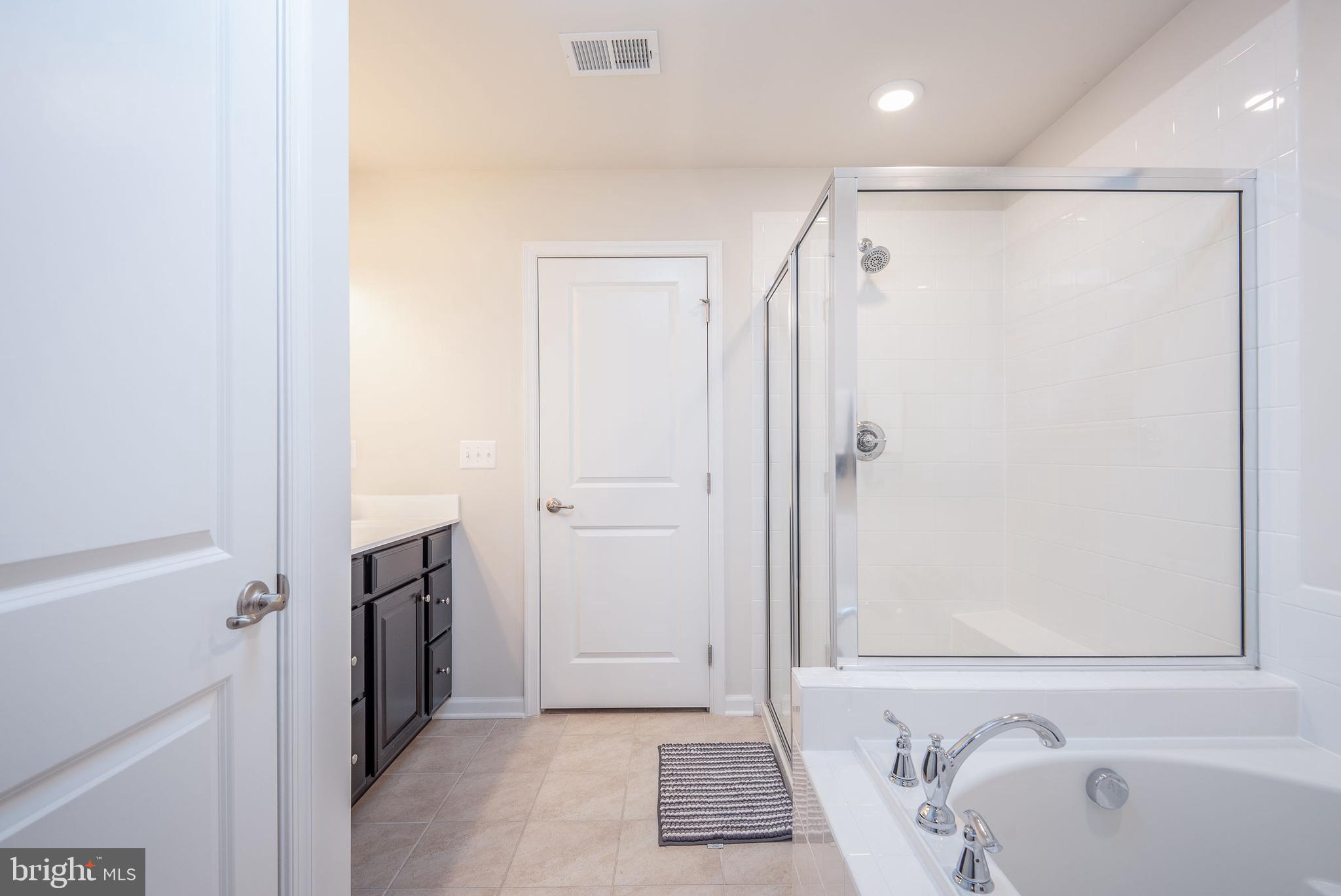 LEES PARKE - Residential