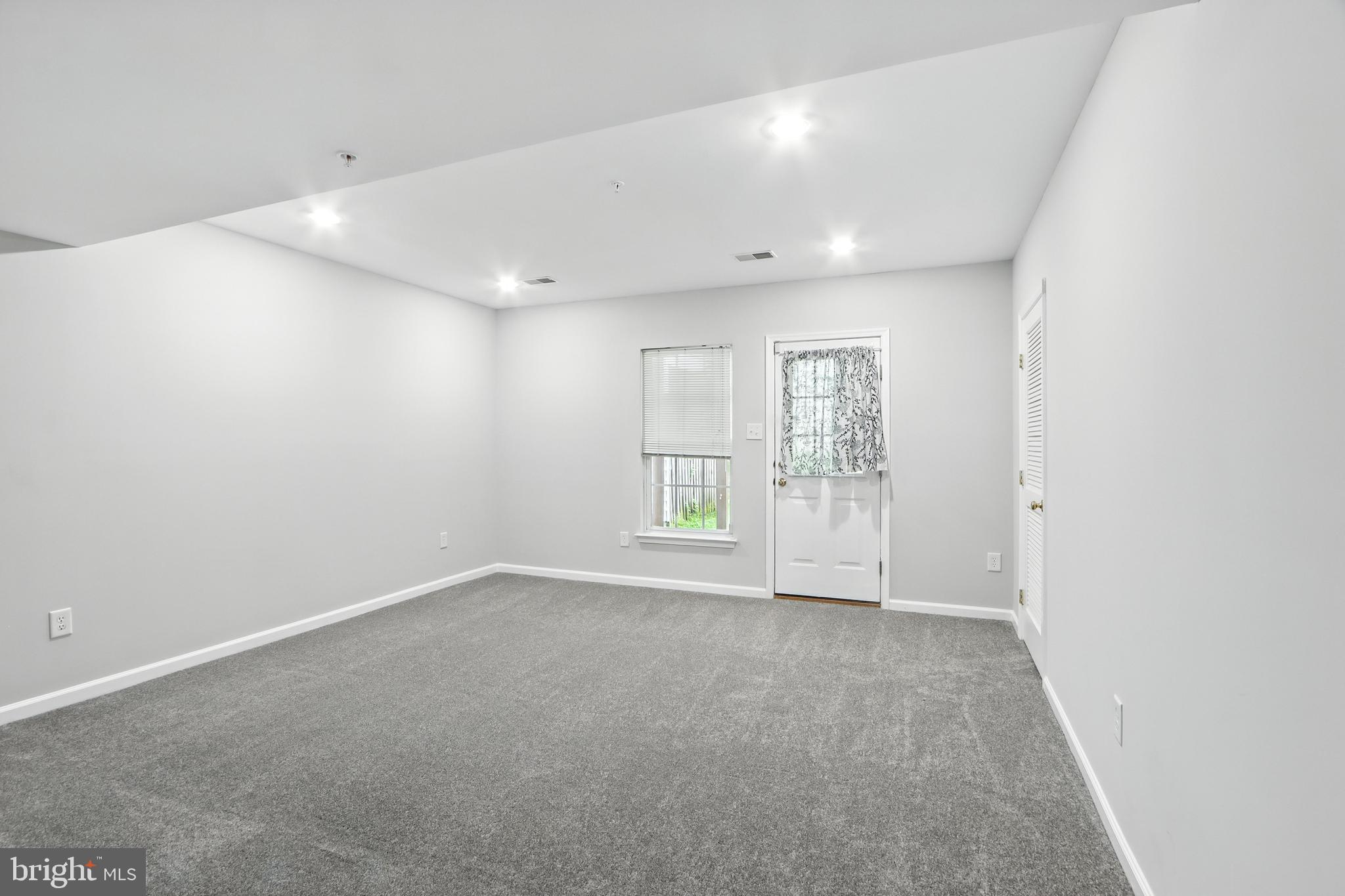 10677 HILLINGDON ROAD