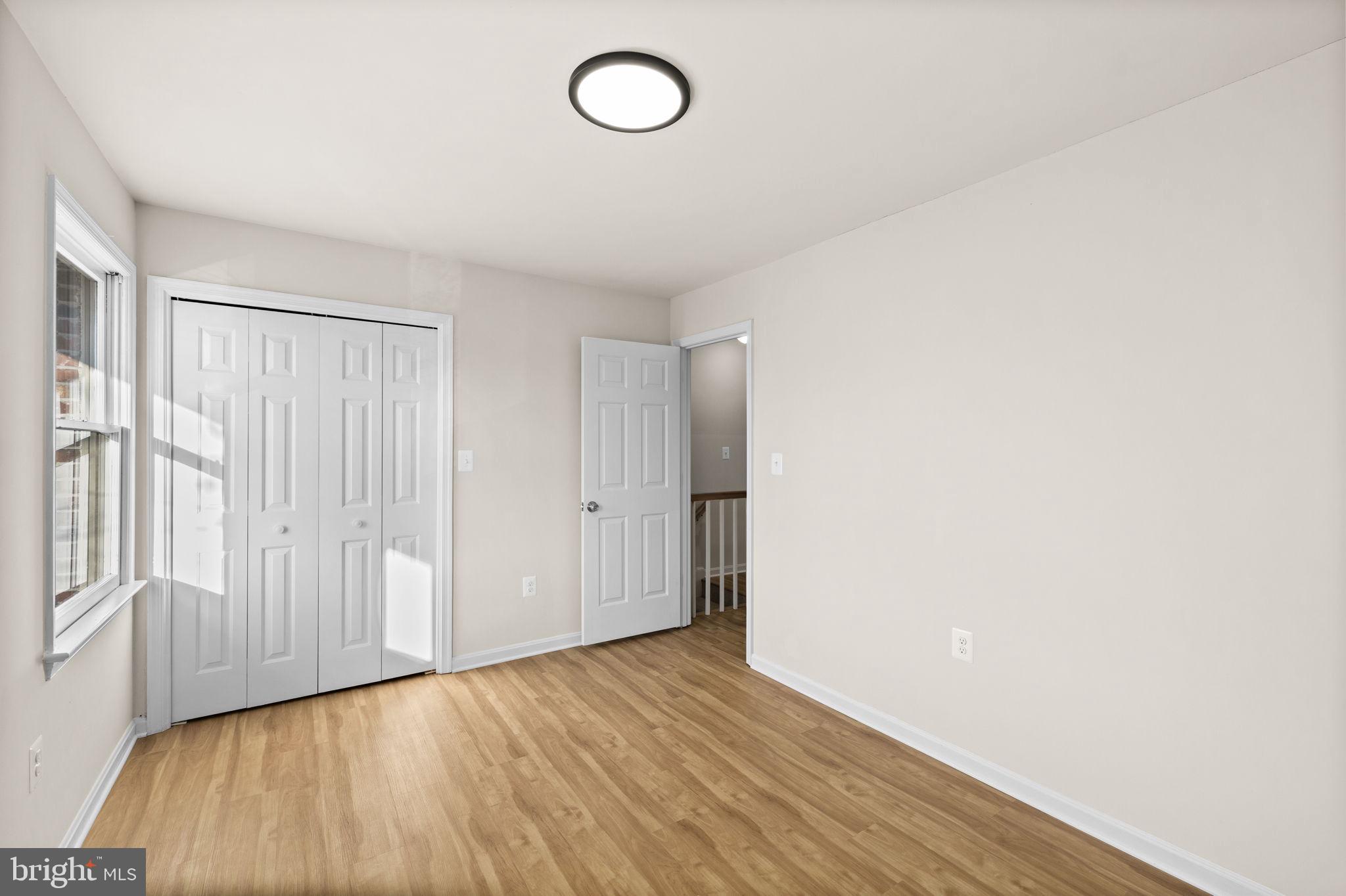 OLDE GREENWICH - Residential