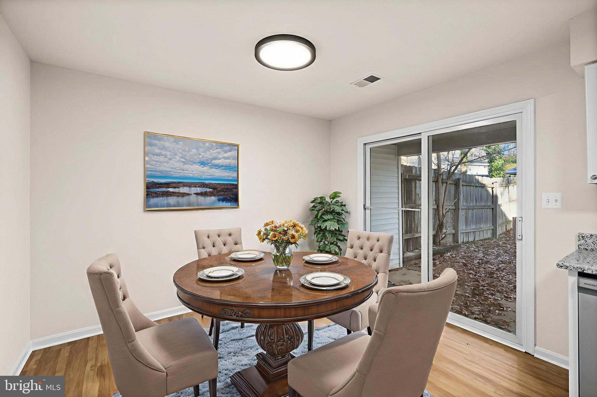 OLDE GREENWICH - Residential