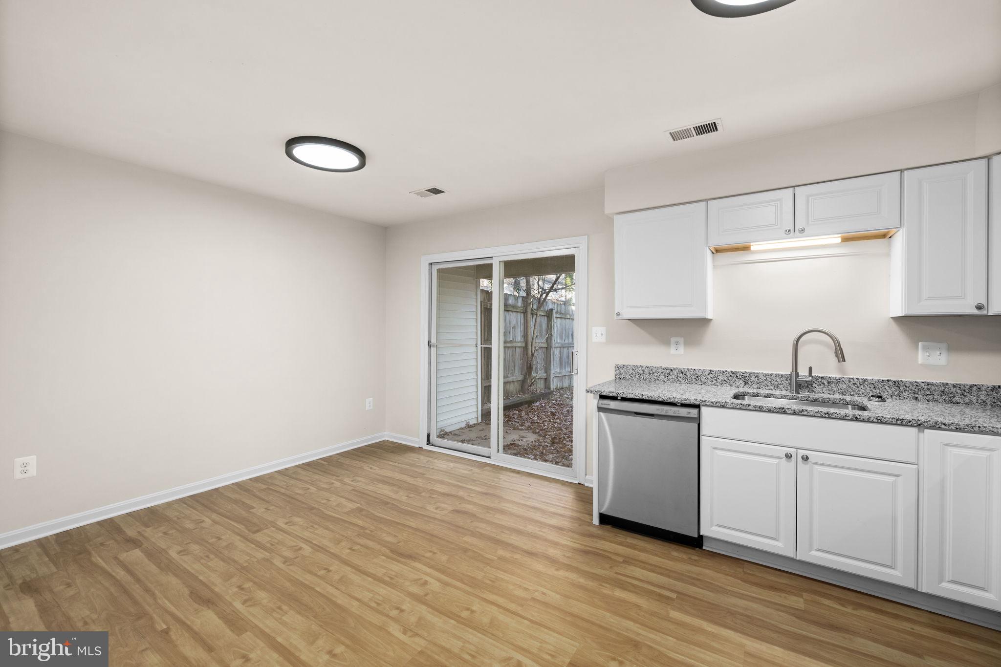 OLDE GREENWICH - Residential