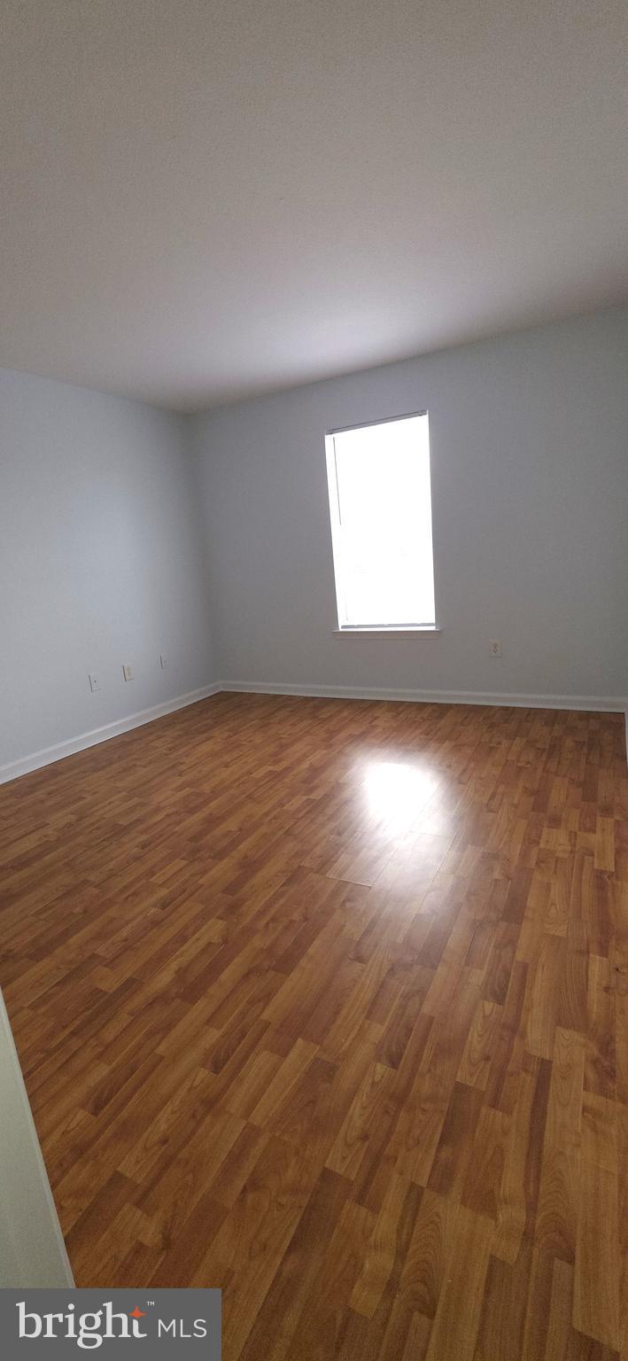 CEDAR LEE CONDOMINIUM - Residential