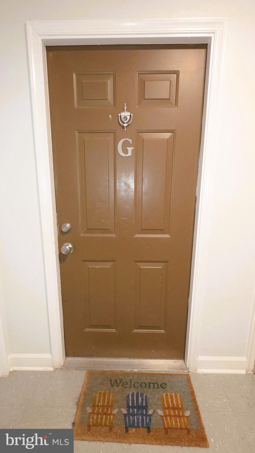 CEDAR LEE CONDOMINIUM - Residential