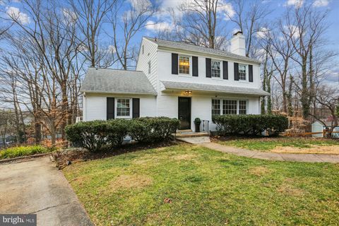 Photo of 7832 Fulbright Court, Bethesda, MD 20817 (MLS # MDMC2118930) Photo of 7832 Fulbright Court, Bethesda, MD 20817 (MLS # MDMC2118930)